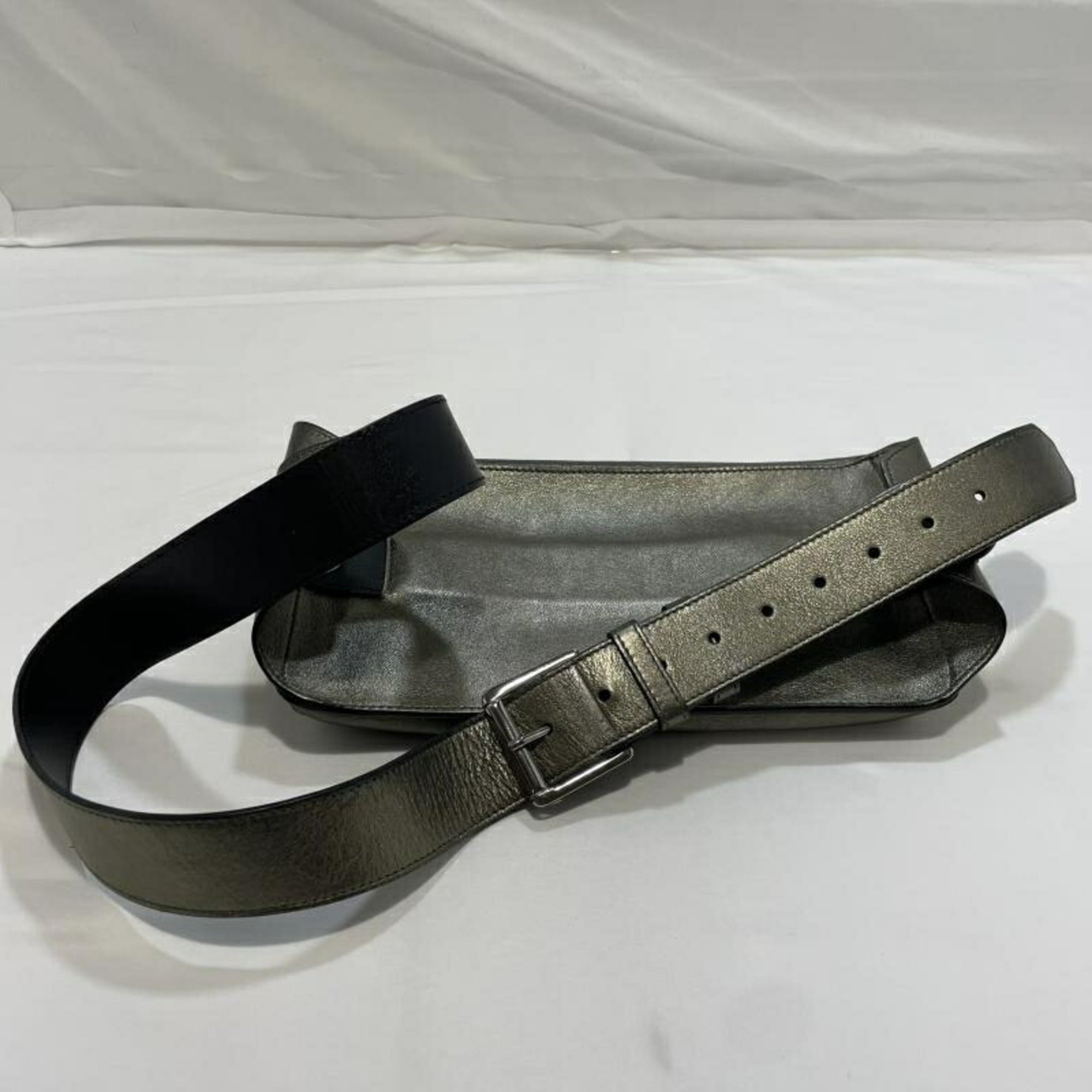 Jimmy Choo Metallic Gray (Pre-Owned)