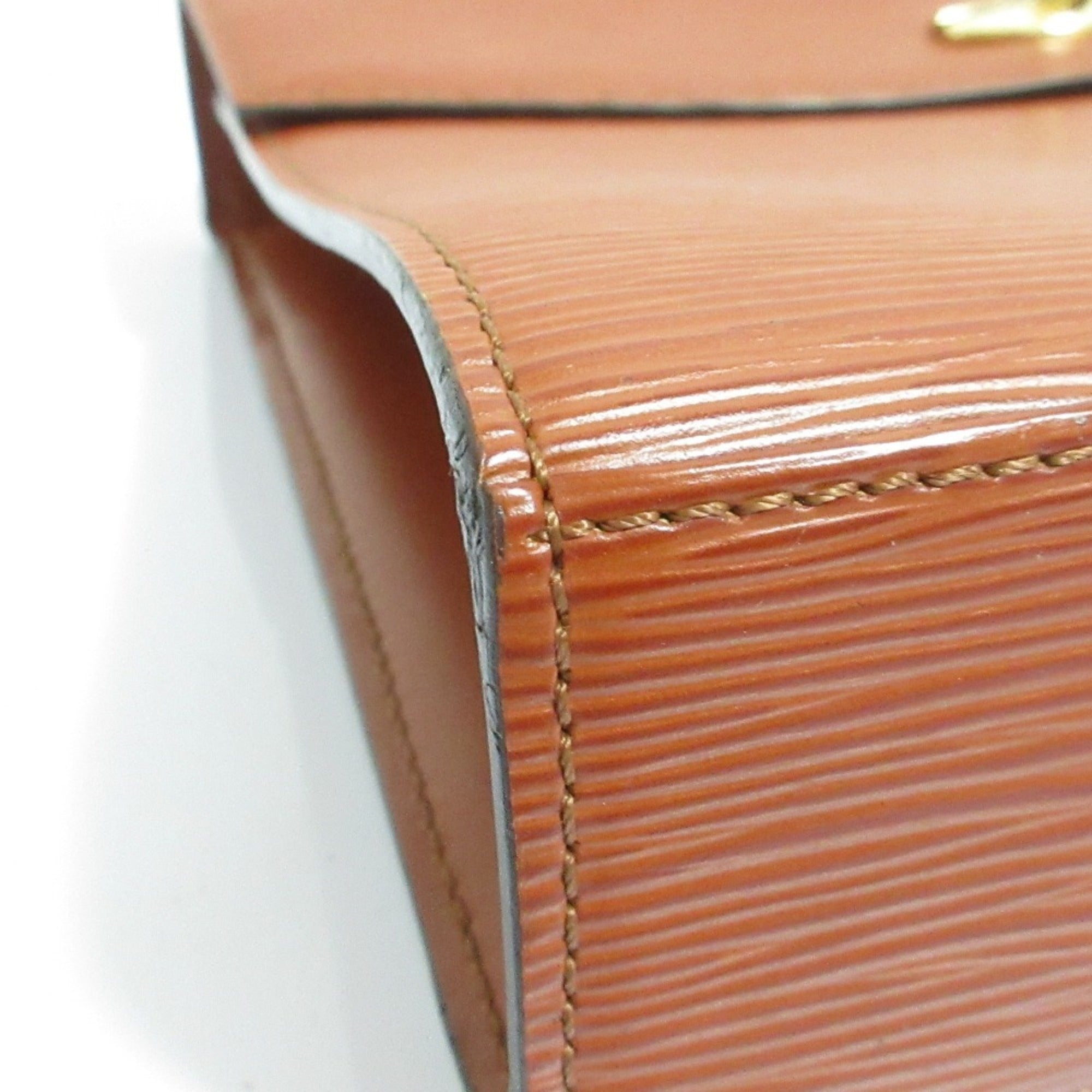 Louis Vuitton Brown Epi Leather Handbag (Pre-Owned)