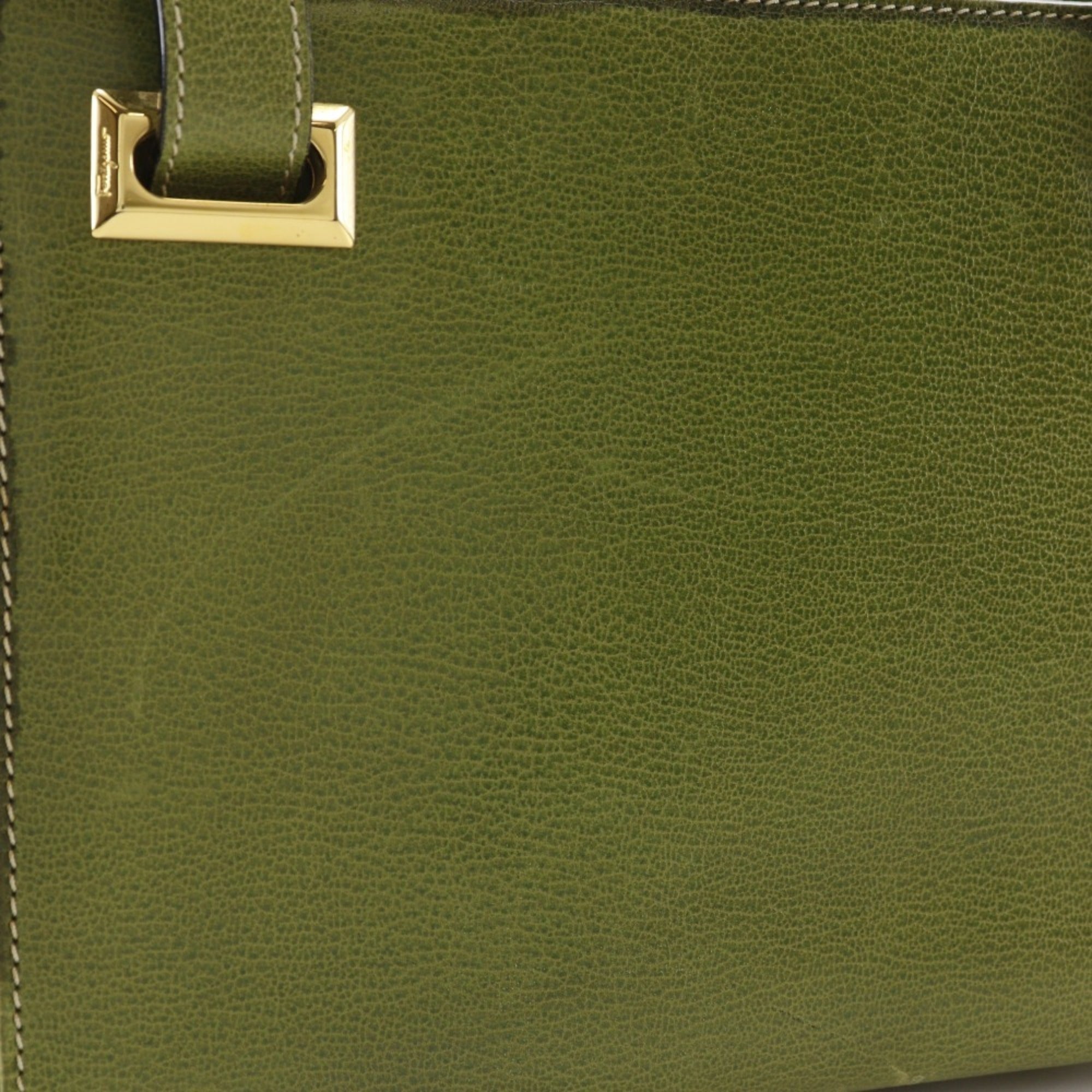 Salvatore Ferragamo Green Leather Shoulder Bag (Pre-Owned)