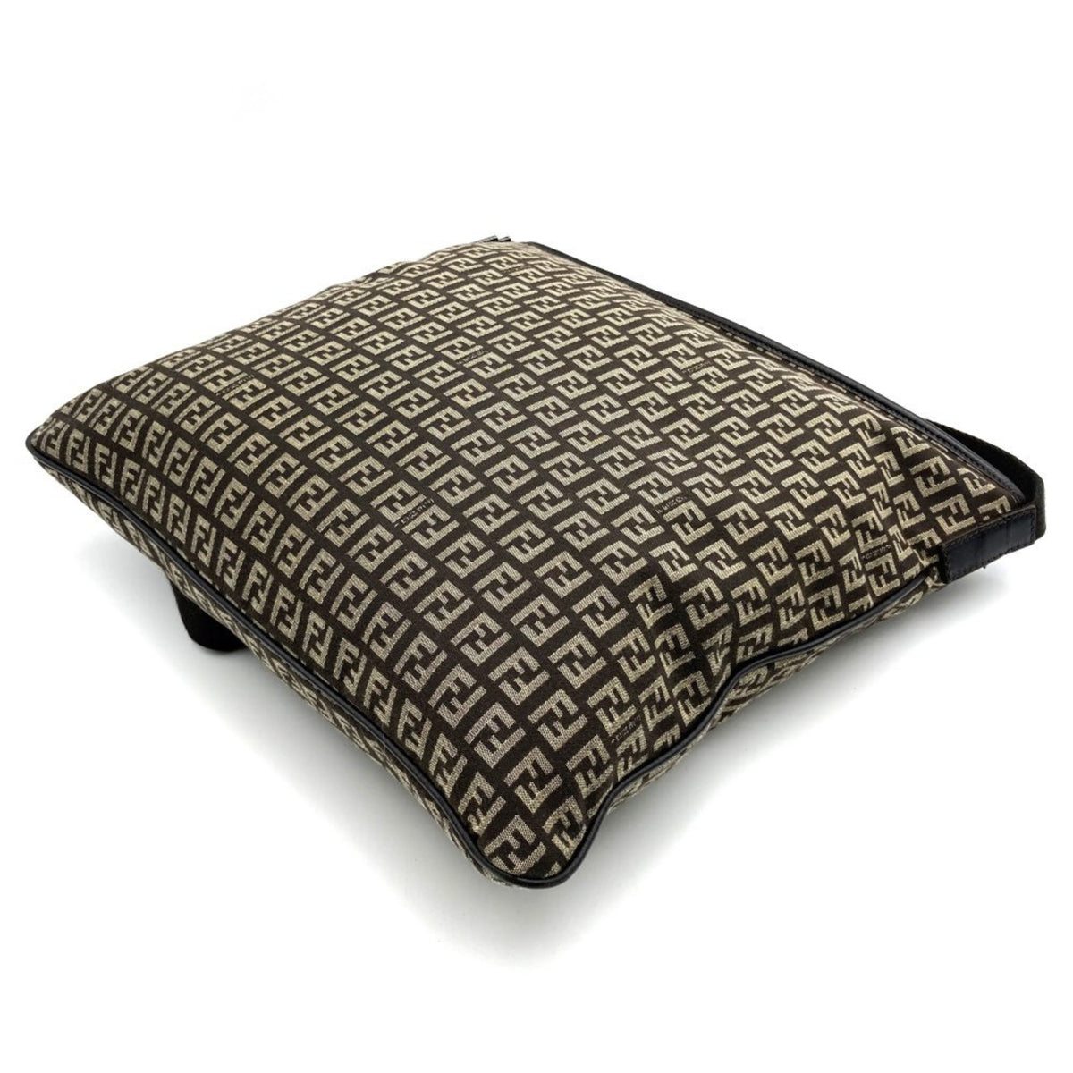 Fendi Brown Canvas Shoulder Bag (Pre-Owned)