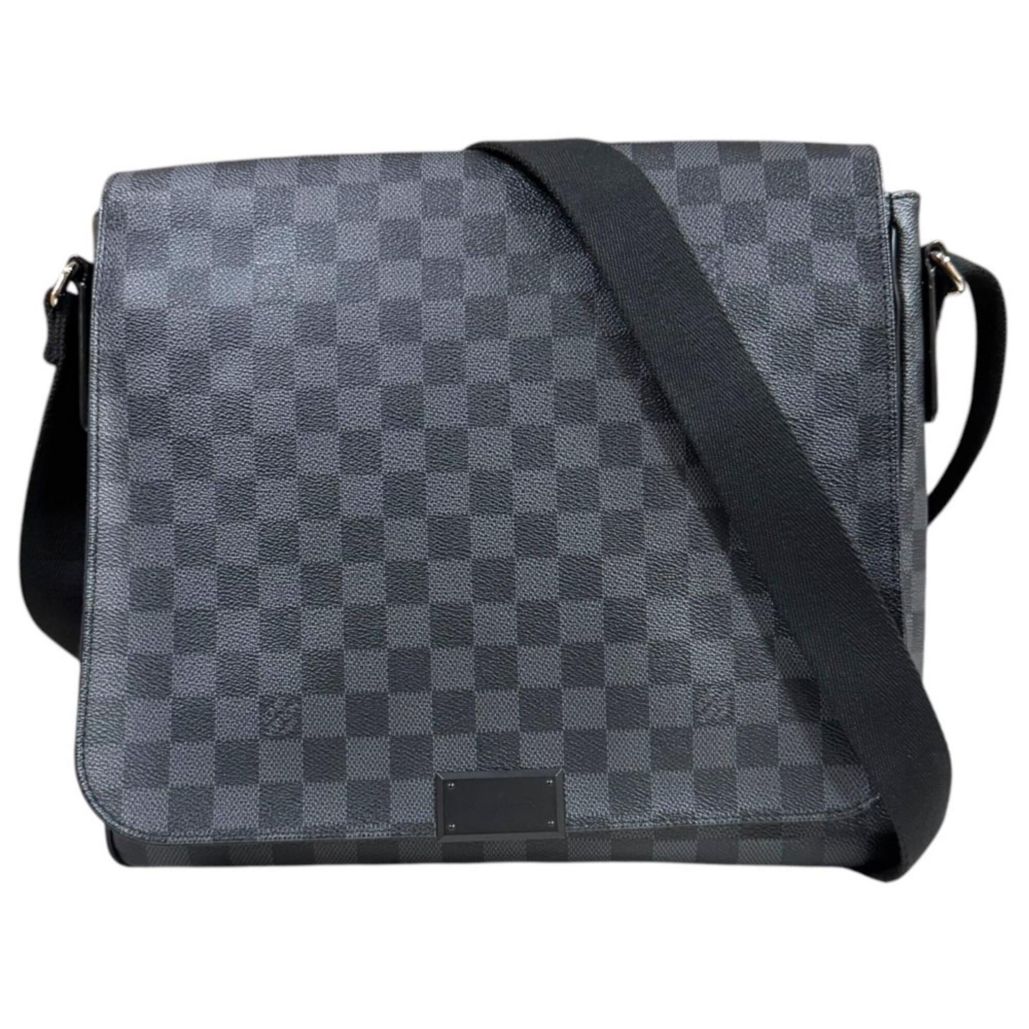 Louis Vuitton Damier Graphite Black Gray Damier Graphite Shoulder Bag (Pre-Owned)