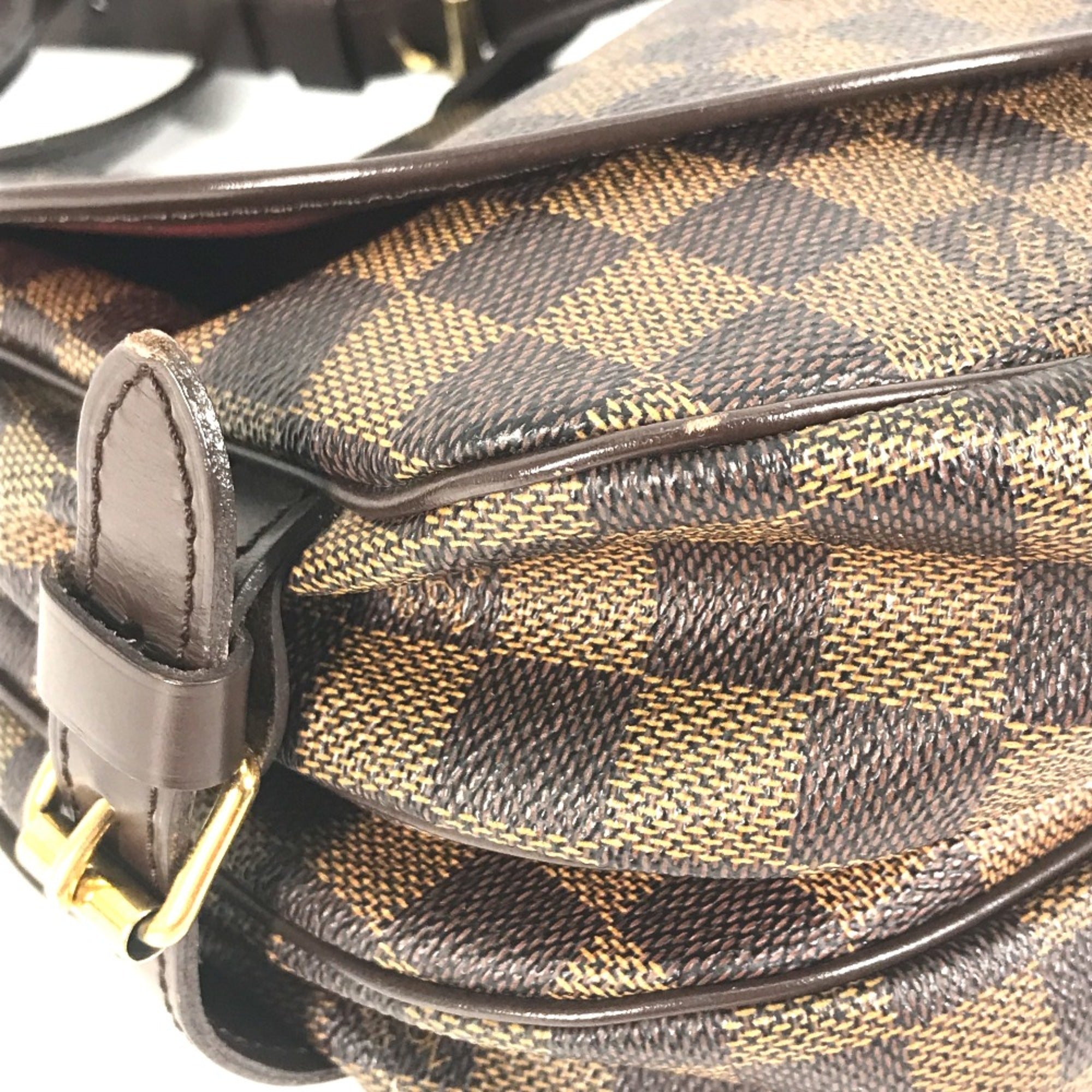 Louis Vuitton Brown Other Shoulder Bag (Pre-Owned)
