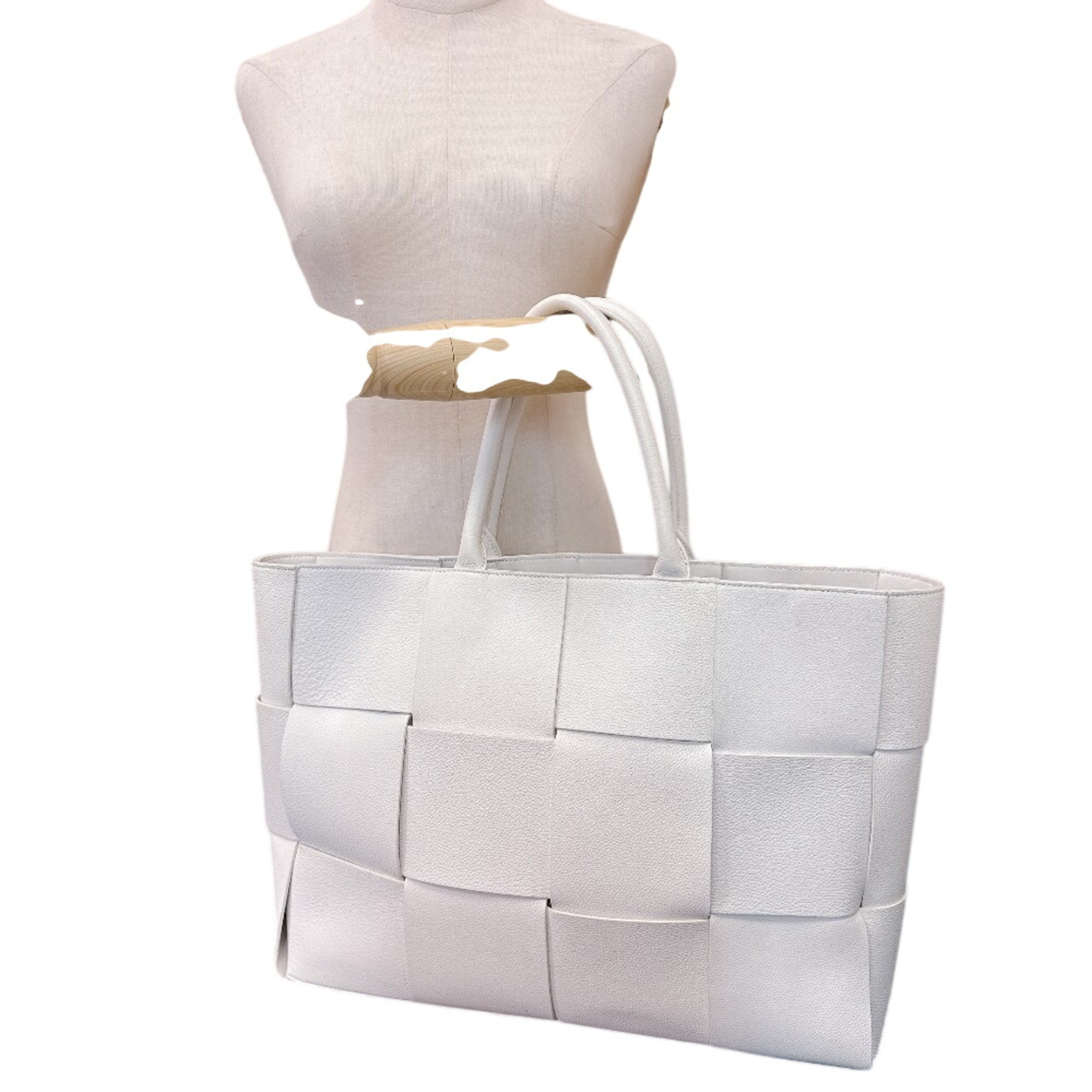 Bottega Veneta White Leather Shoulder Bag Tote Bag (Pre-Owned)
