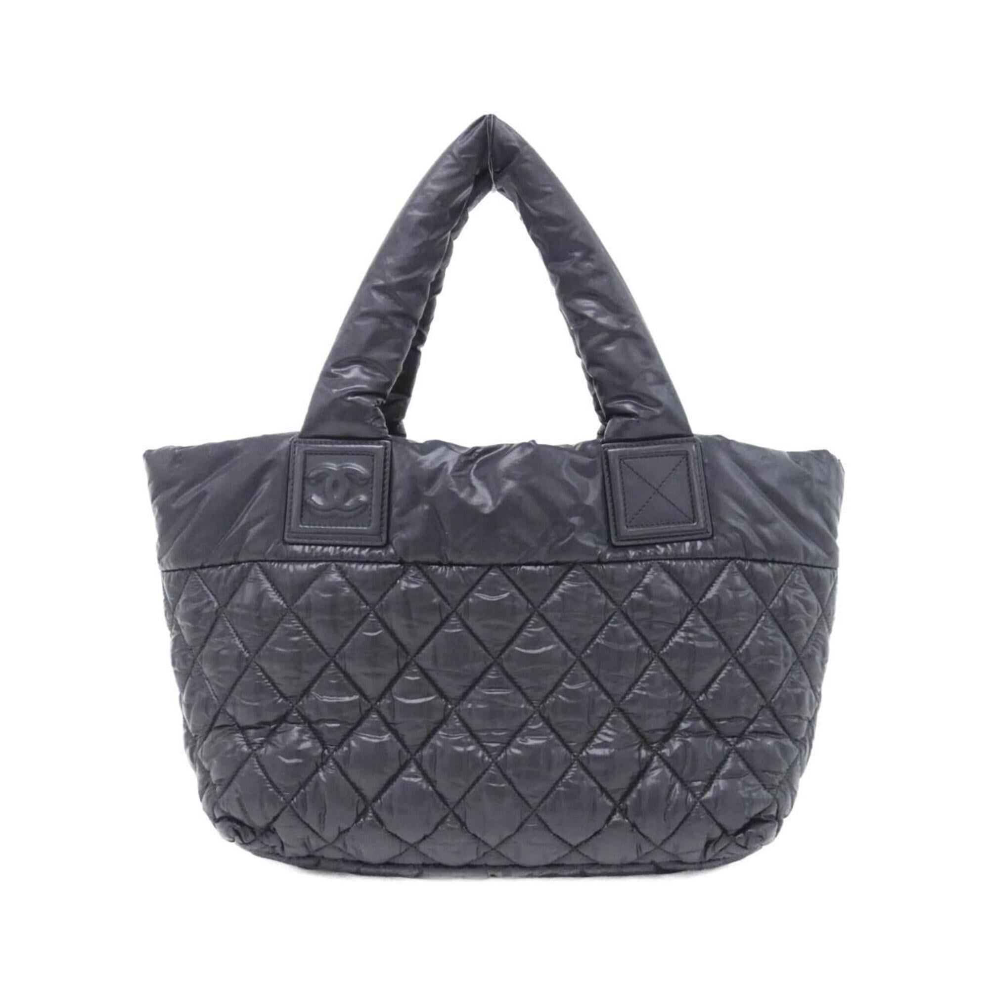 Chanel Black Nylon Handbag (Pre-Owned)