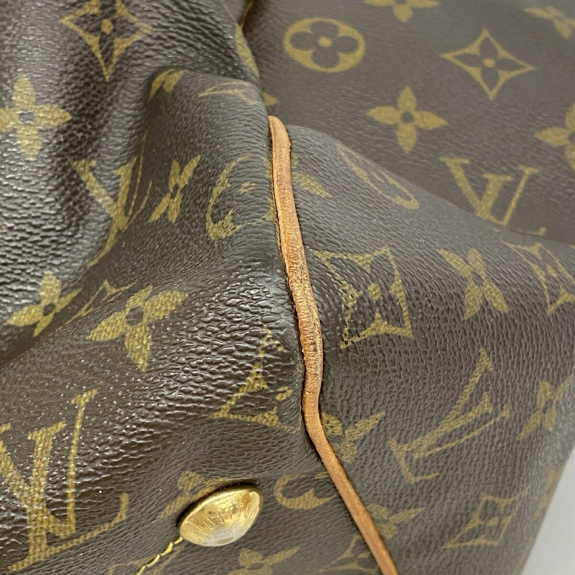 Louis Vuitton Brown Handbag (Pre-Owned)