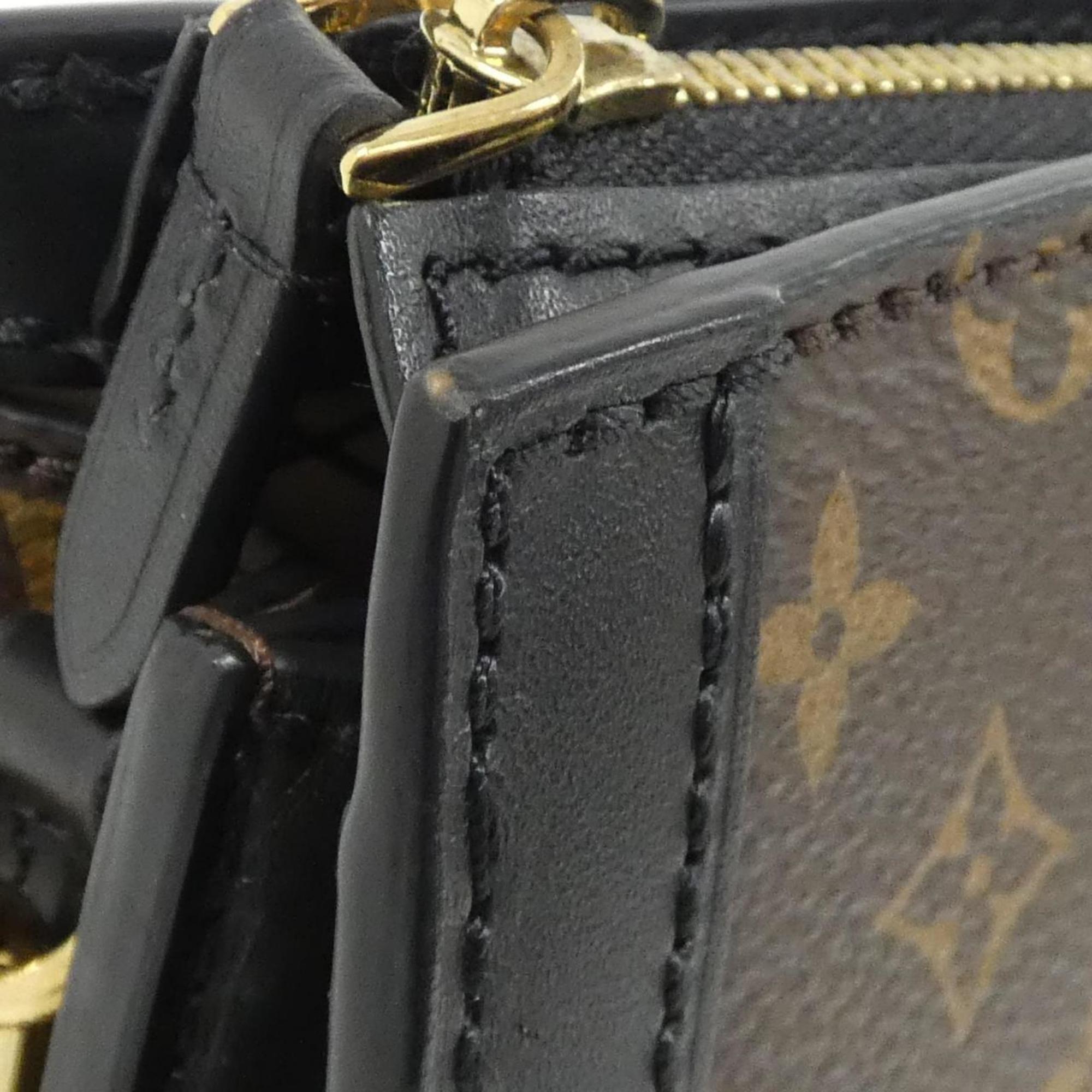 Louis Vuitton Marron Coated Canvas Shoulder Bag (Pre-Owned)
