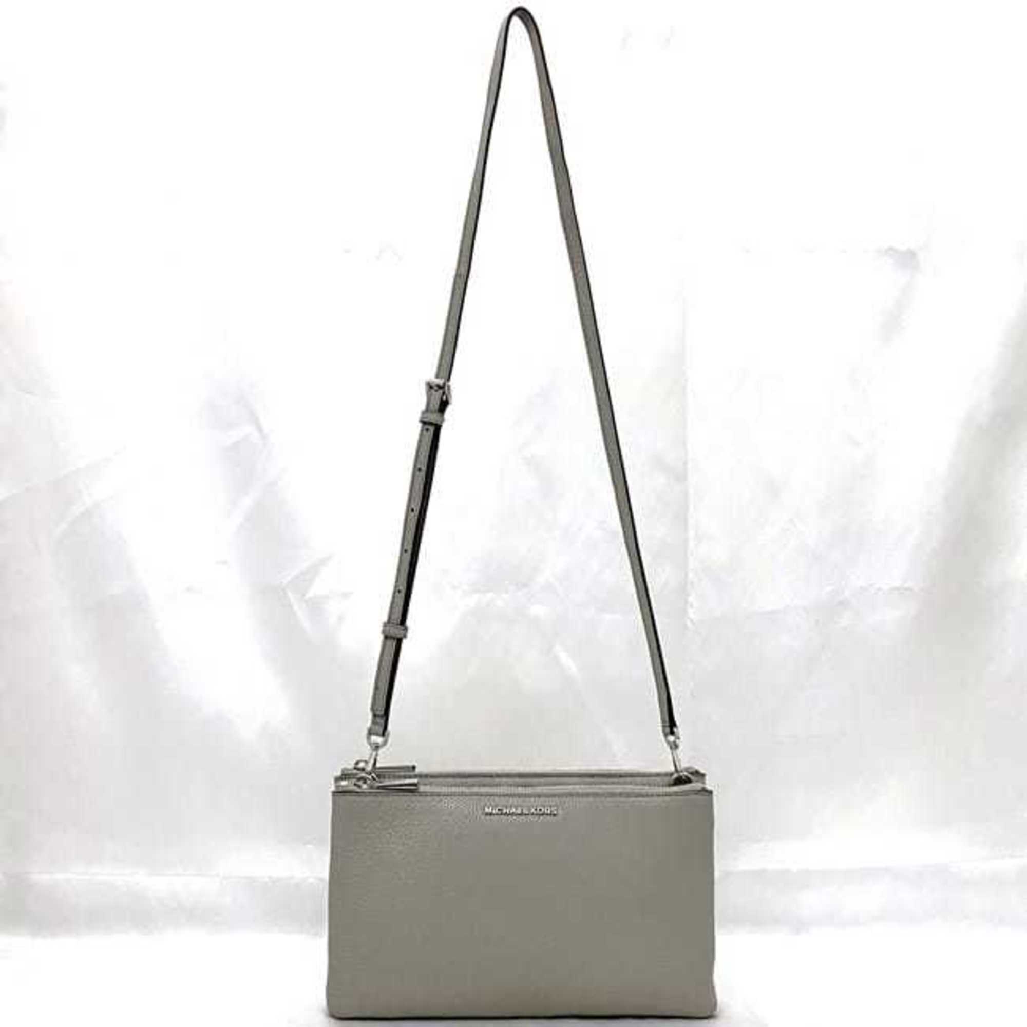 Michael Kors Gray Leather Shoulder Bag (Pre-Owned)
