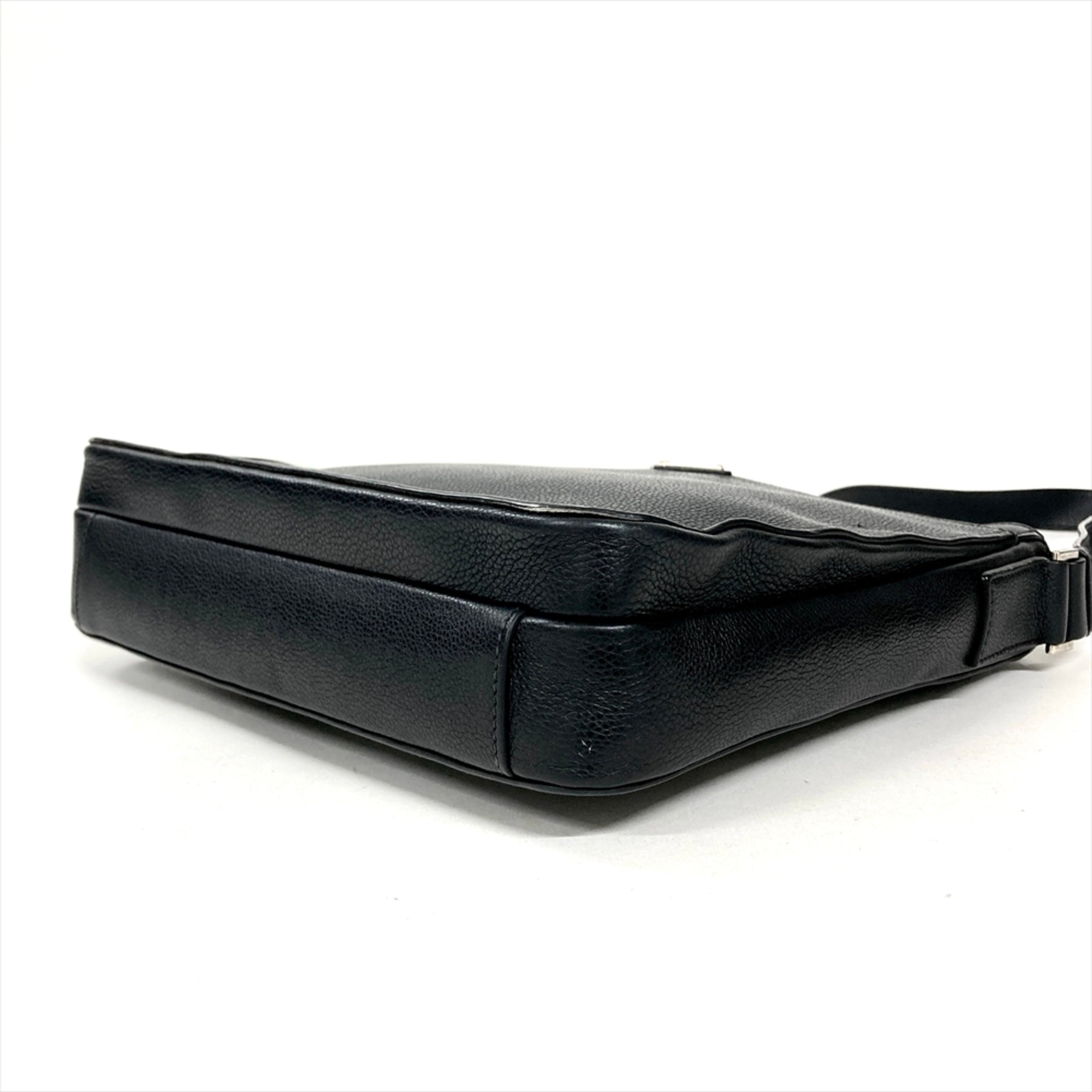 Prada Black Leather Shoulder Bag (Pre-Owned)
