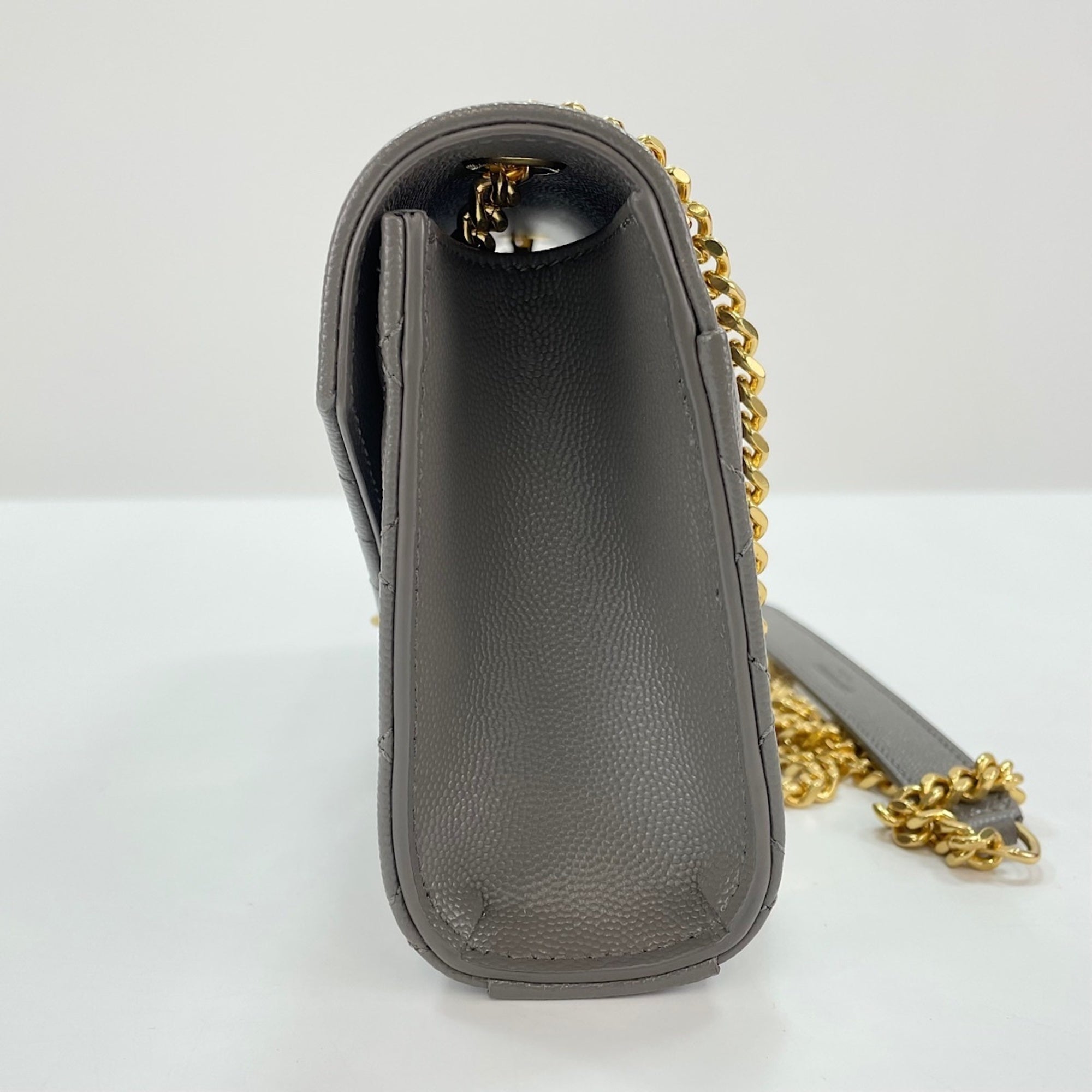 Yves Saint Laurent Gray Leather Shoulder Bag (Pre-Owned)