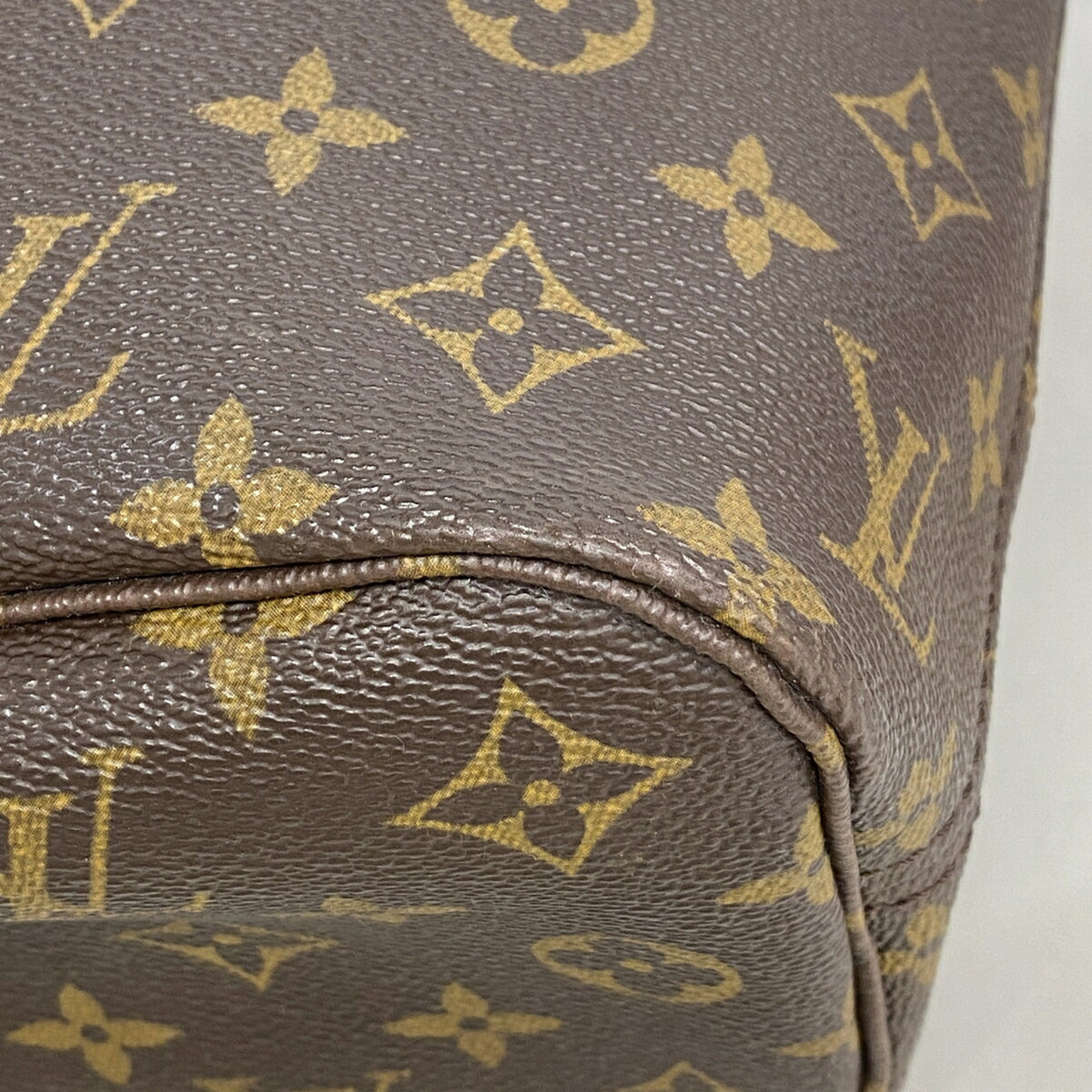 Louis Vuitton Brown Tote Bag (Pre-Owned)