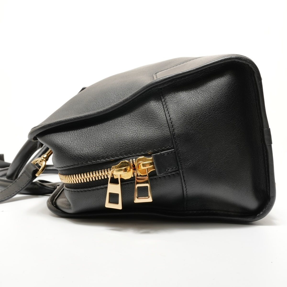 Loewe Black Handbag (Pre-Owned)