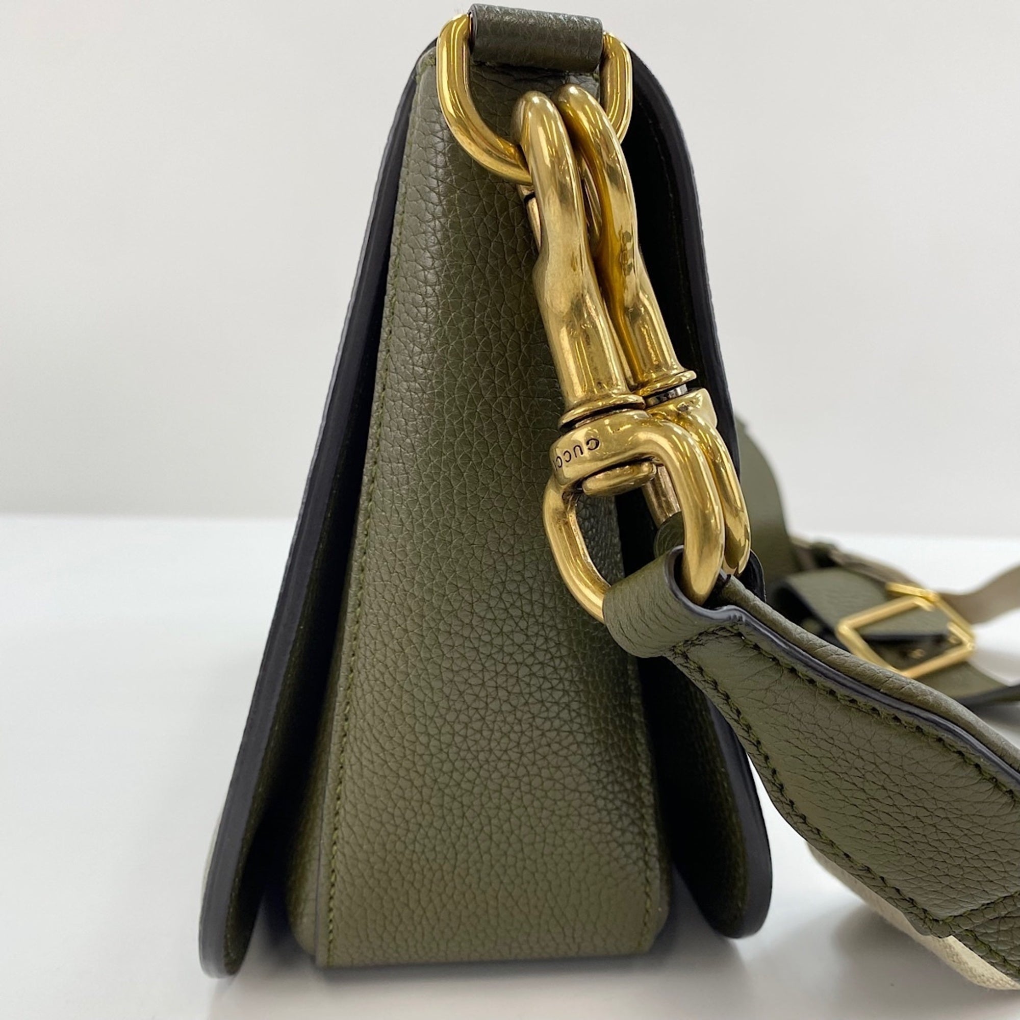 Gucci Green Leather Shoulder Bag (Pre-Owned)