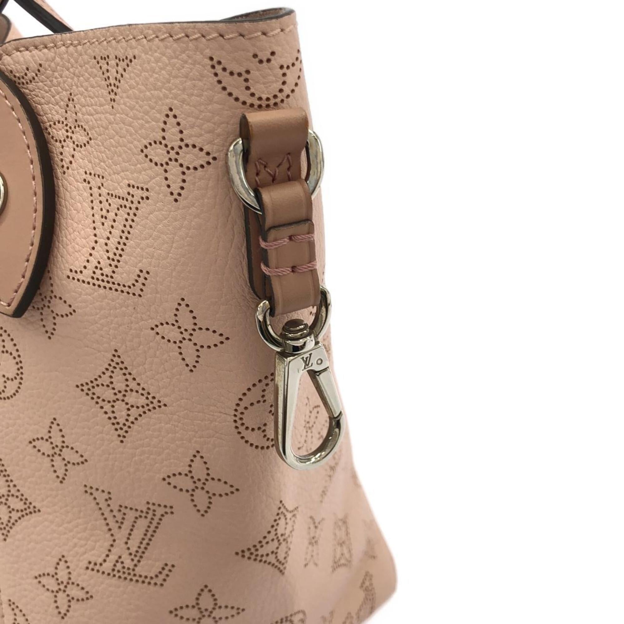 Louis Vuitton Magnolia Leather Handbag (Pre-Owned)