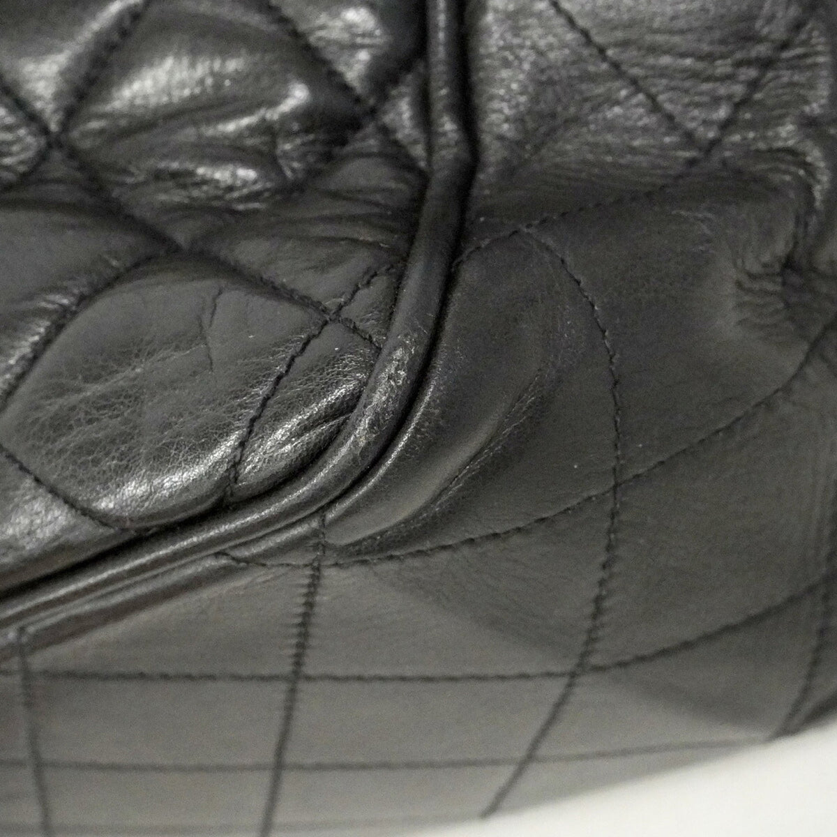 Chanel Black Leather Tote Bag (Pre-Owned)