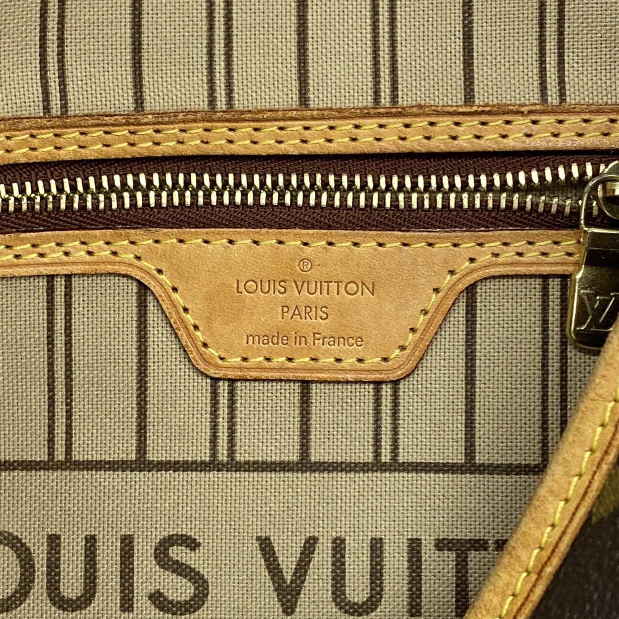 Louis Vuitton Brown Tote Bag (Pre-Owned)