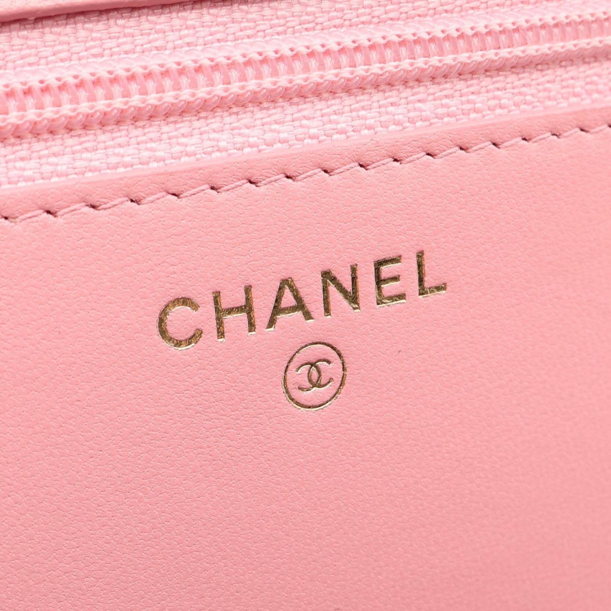 Chanel Pink Leather Handbag Shoulder Bag (Pre-Owned)