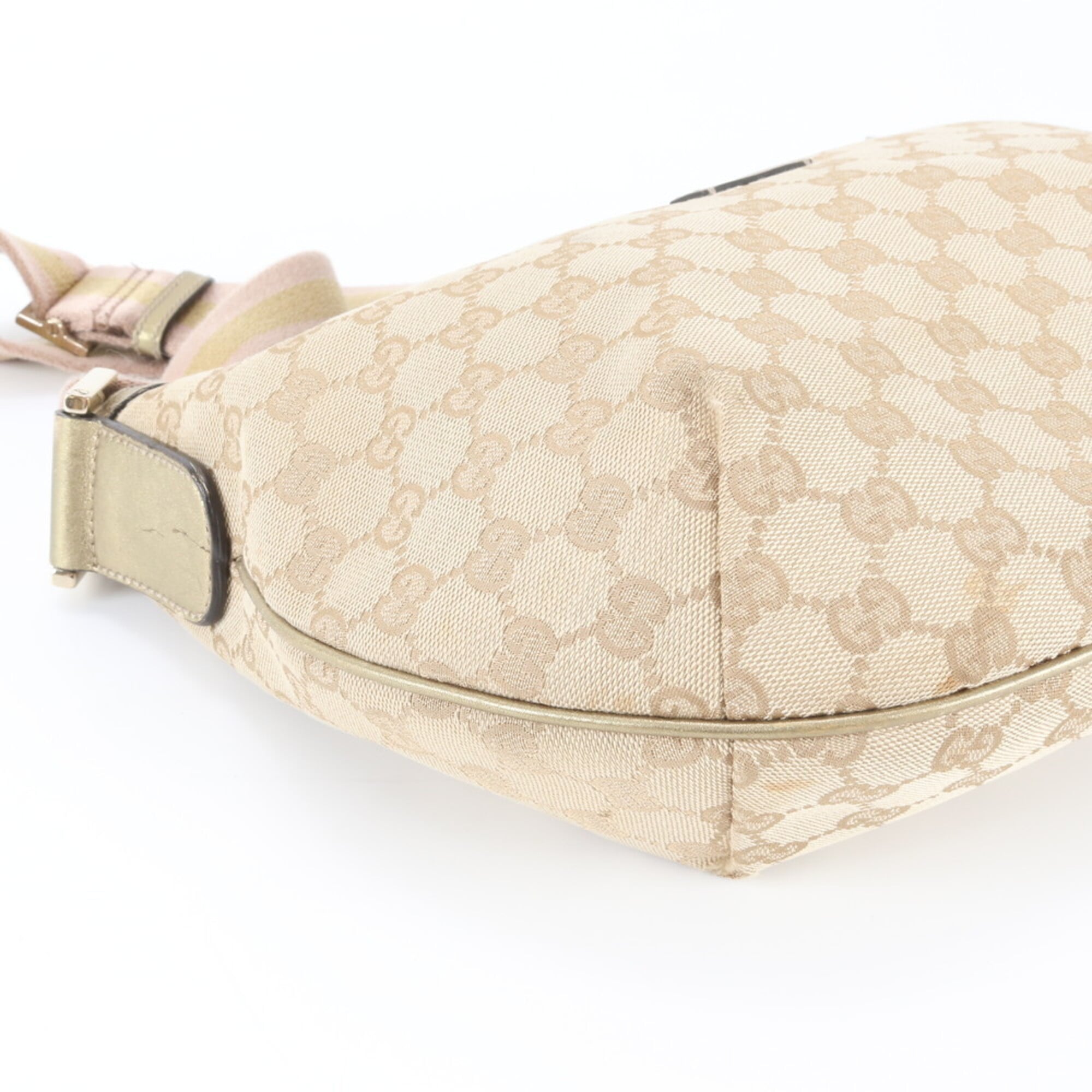 Gucci Beige Gold Leather Canvas Shoulder Bag (Pre-Owned)