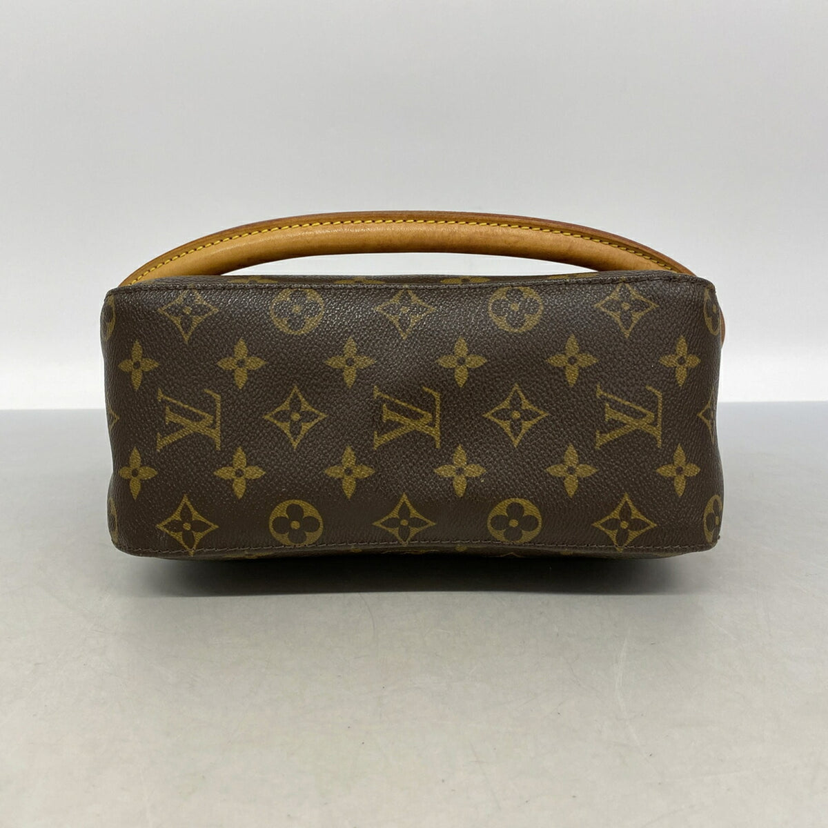 Louis Vuitton Brown Shoulder Bag (Pre-Owned)