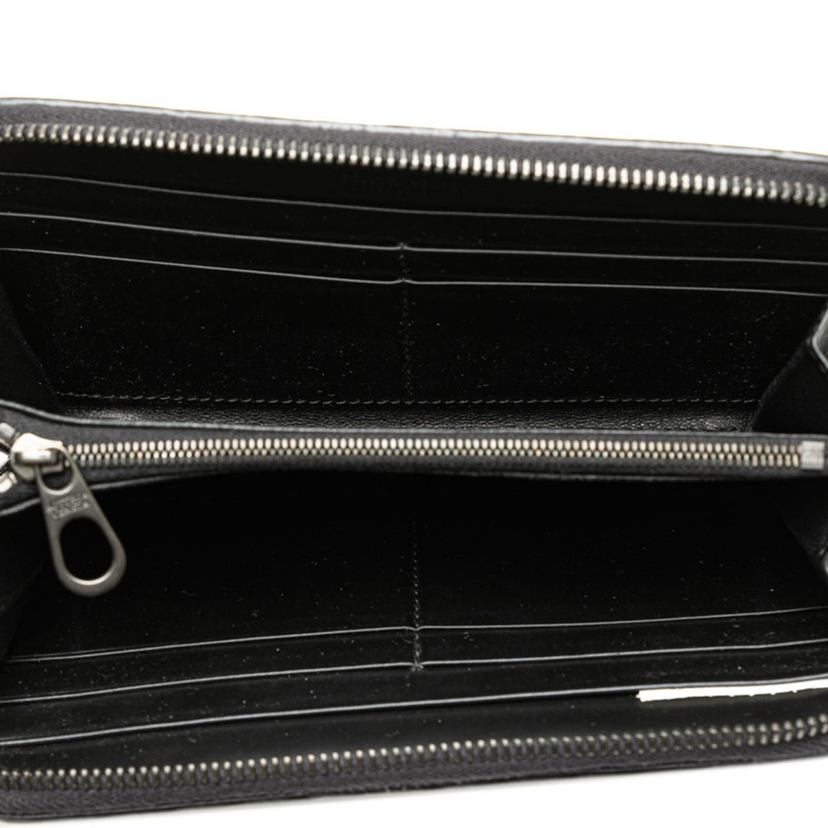 Bottega Veneta Black Leather Long Wallet (Bi-Fold) (Pre-Owned)