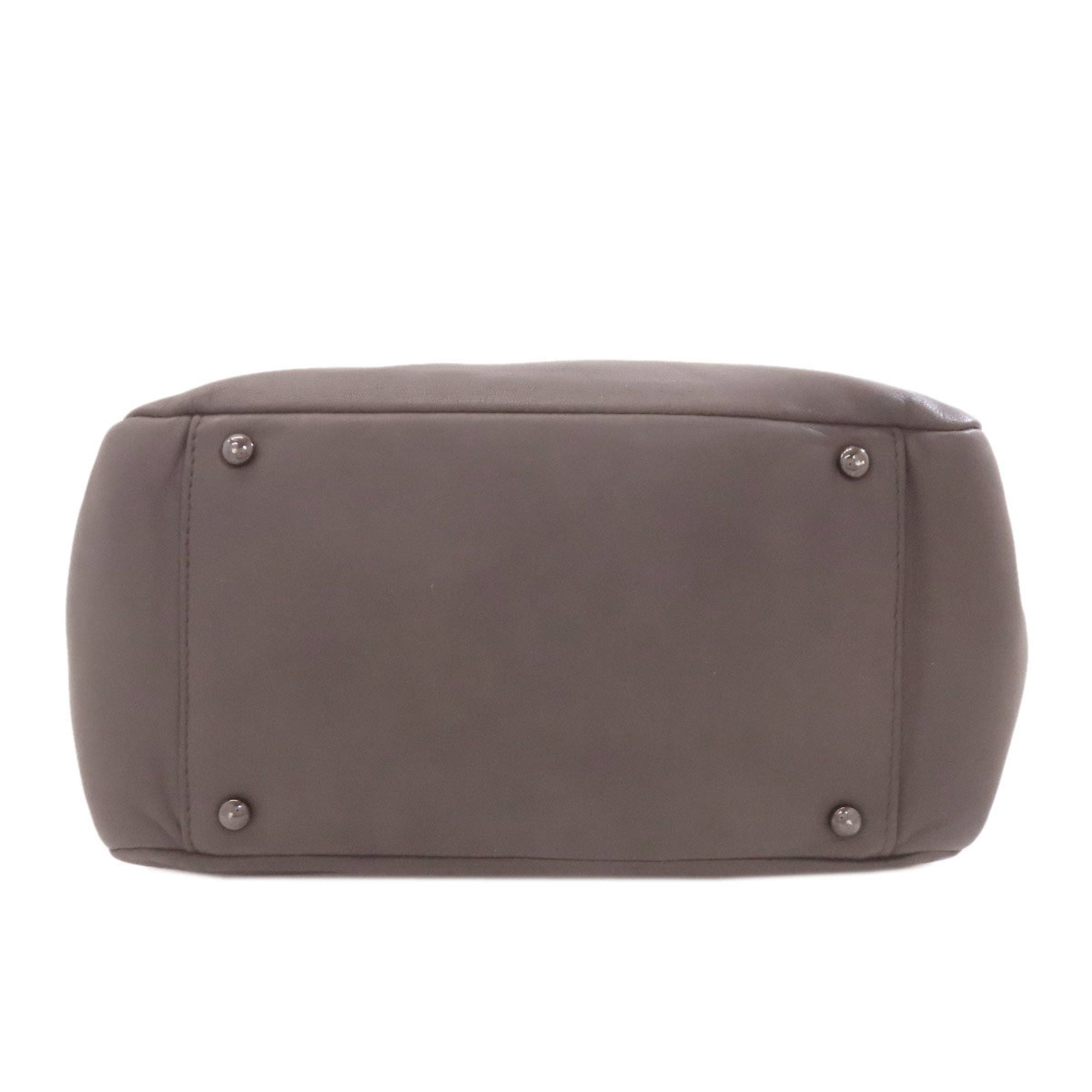 Chanel Dark Gray Leather Shoulder Bag (Pre-Owned)