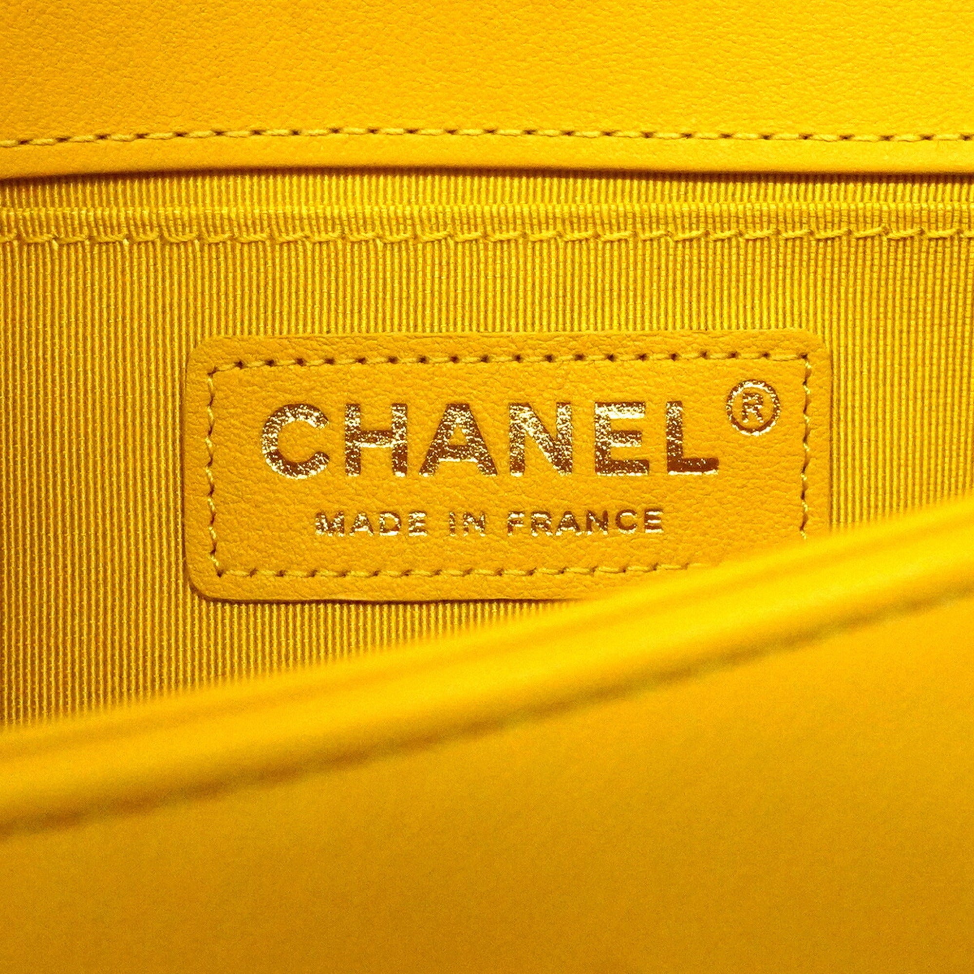 Chanel Yellow Leather Shoulder Bag (Pre-Owned)