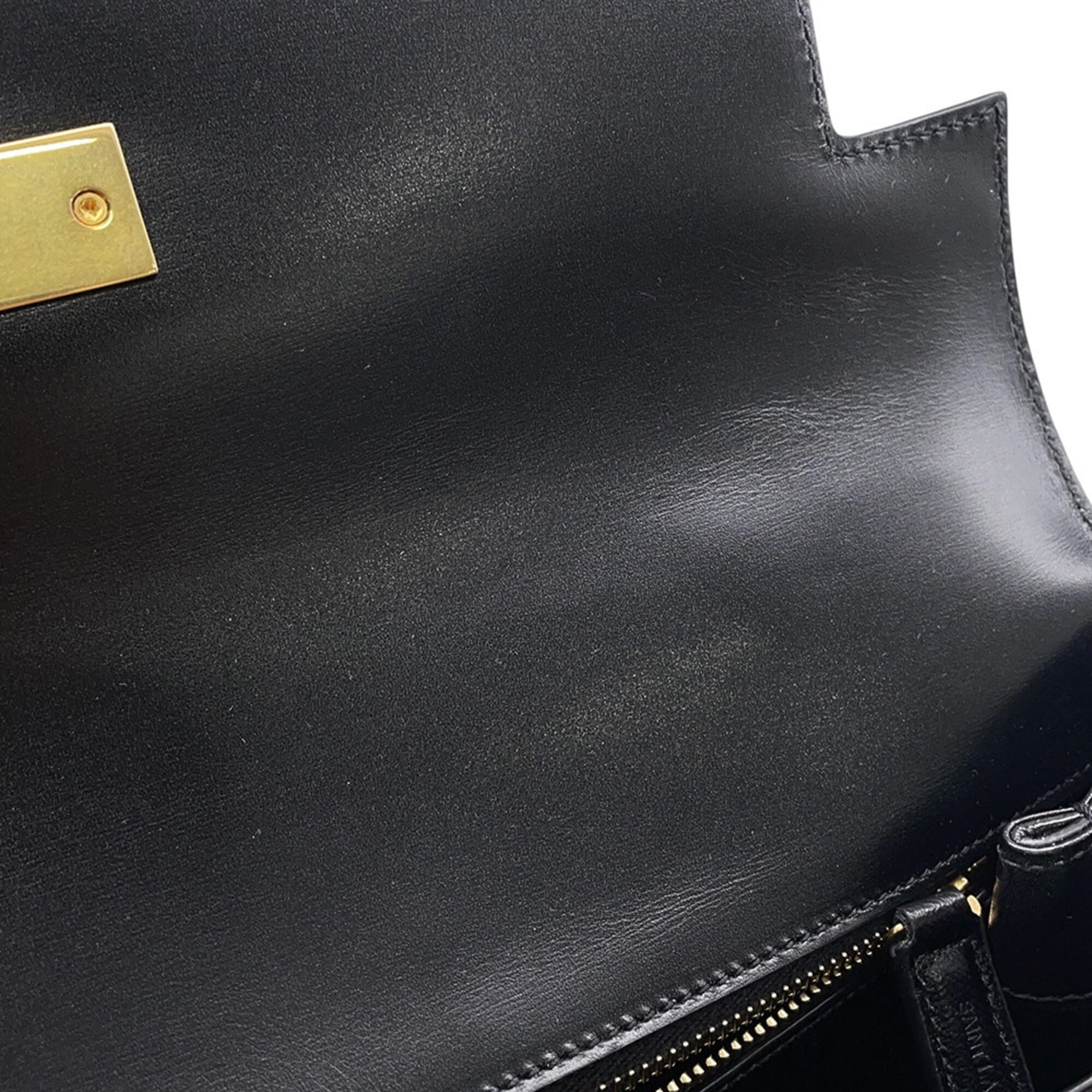 Saint Laurent Black Handbag (Pre-Owned)