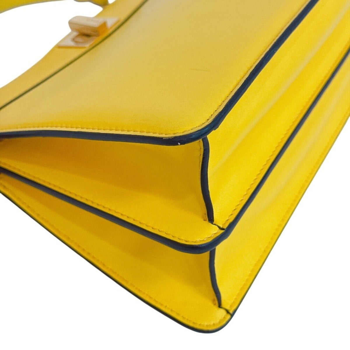 Fendi Peekaboo Yellow Leather Handbag (Pre-Owned)