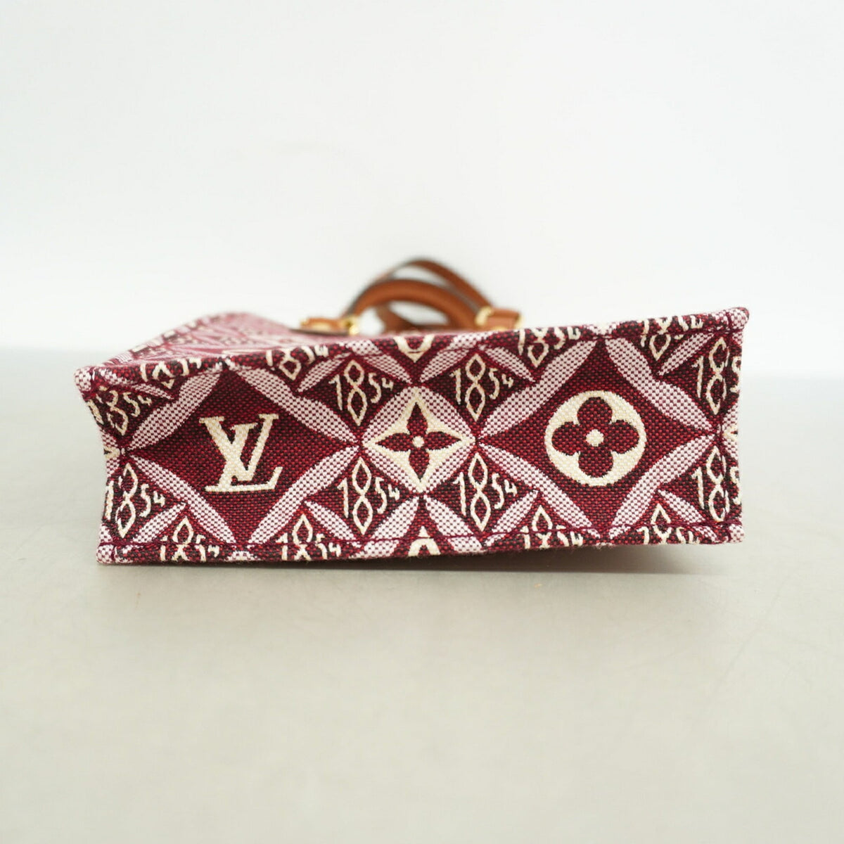 Louis Vuitton Bordeaux Handbag (Pre-Owned)