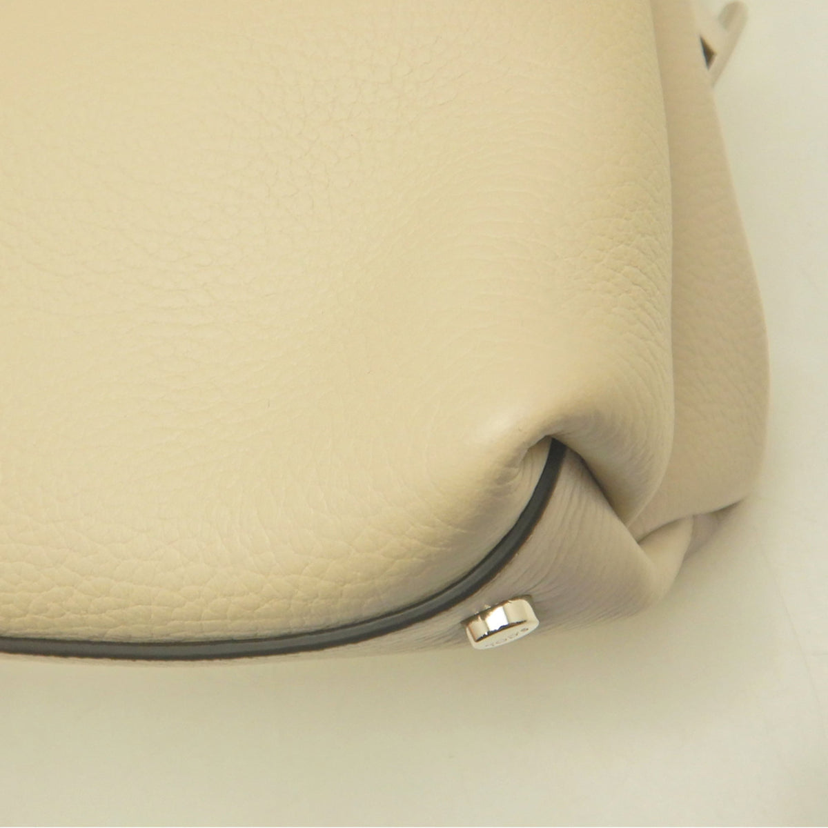Tod's Brown Leather Handbag (Pre-Owned)