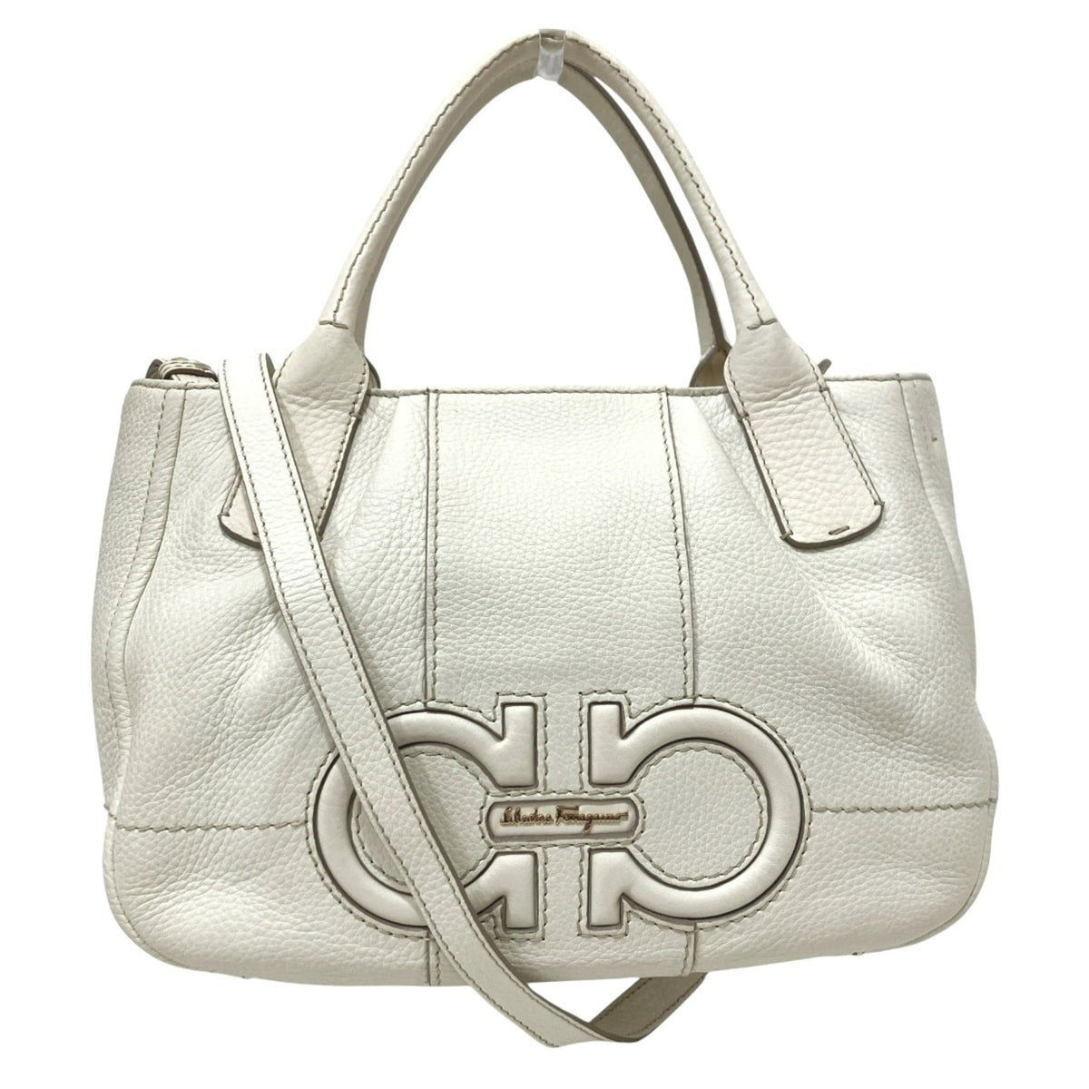 Salvatore Ferragamo White Leather Shoulder Bag (Pre-Owned)