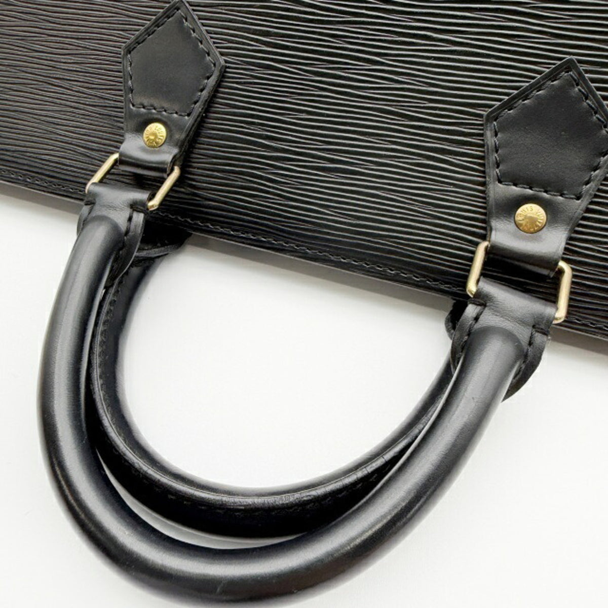 Louis Vuitton Noir Epi Leather Handbag (Pre-Owned)