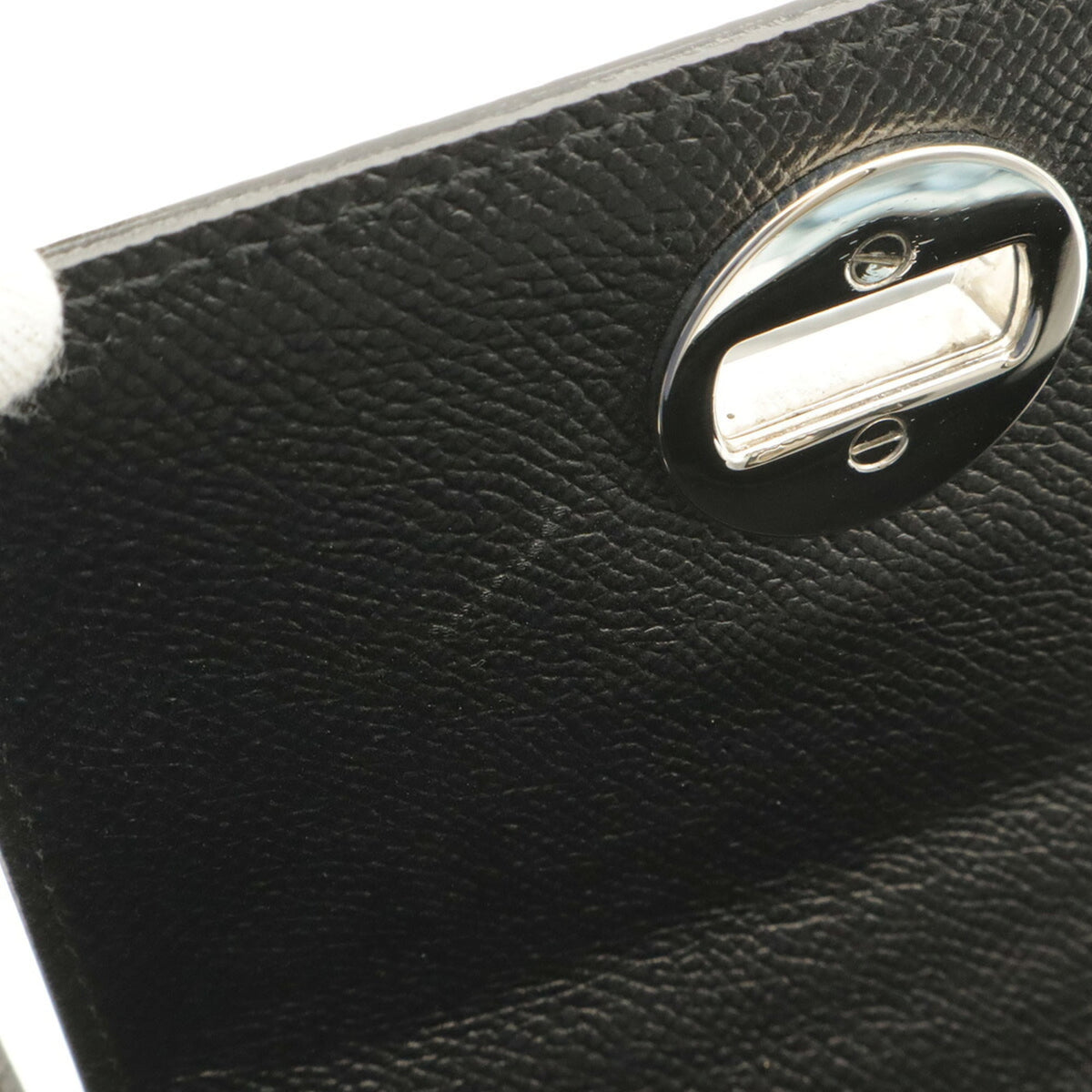 Bvlgari Black Leather Shoulder Bag (Pre-Owned)