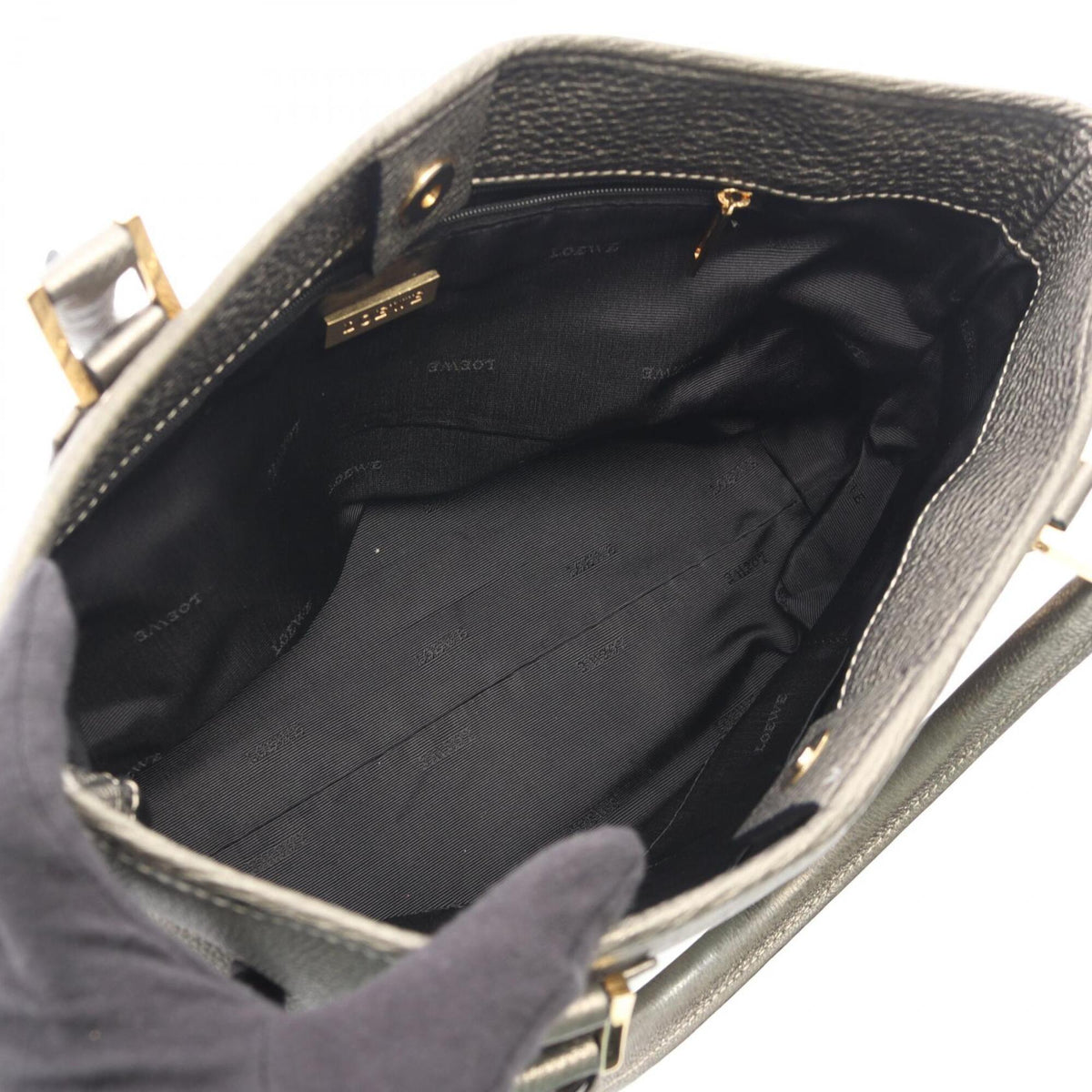 Loewe Gray Leather Handbag (Pre-Owned)