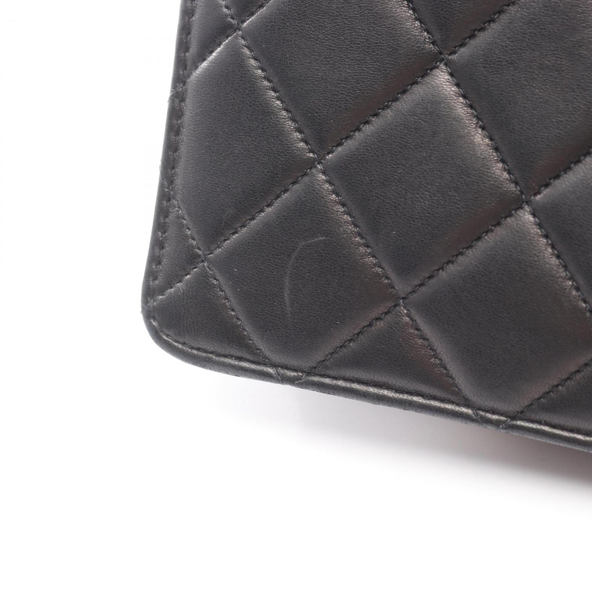 Chanel Black Leather Handbag Shoulder Bag (Pre-Owned)