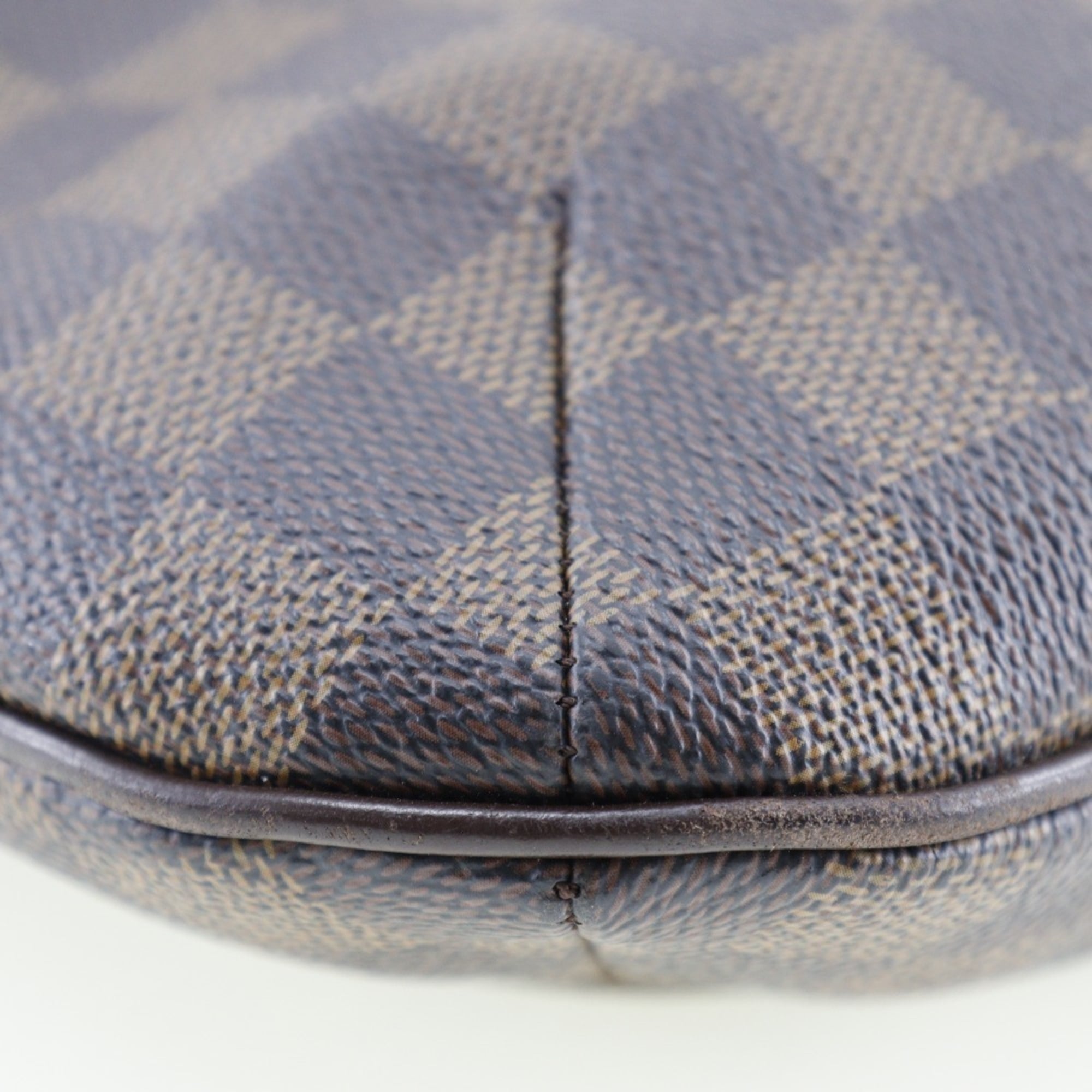 Louis Vuitton Brown Damier Canvas Shoulder Bag (Pre-Owned)