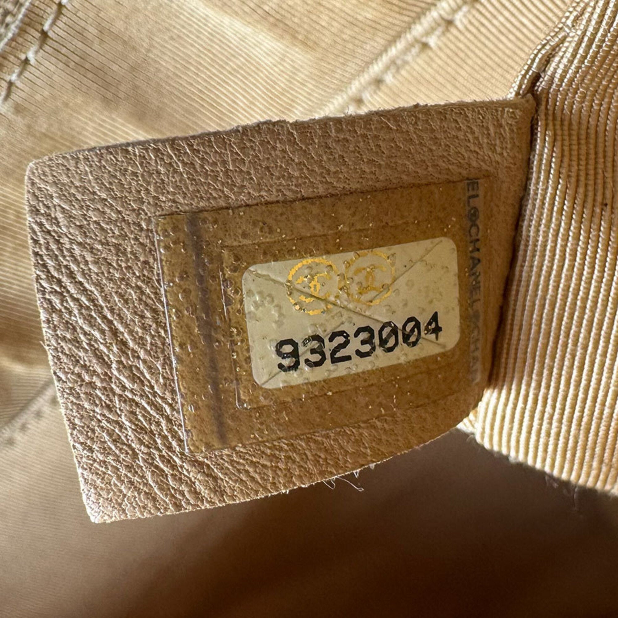 Chanel Camel Grained Calfskin Shoulder Bag (Pre-Owned)