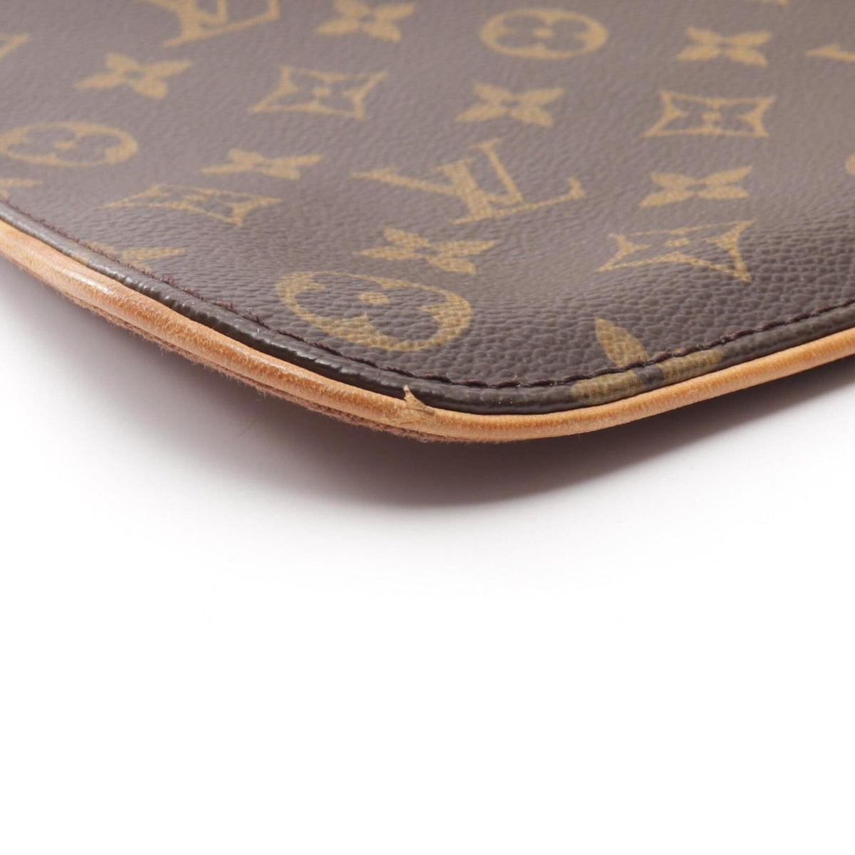 Louis Vuitton Brown Coated Canvas Leather Handbag Shoulder Bag (Pre-Owned)