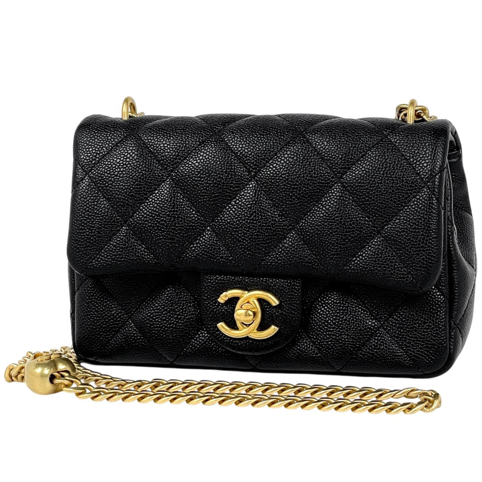 Chanel Matelasse Black Grained Calfskin Shoulder Bag (Pre-Owned)