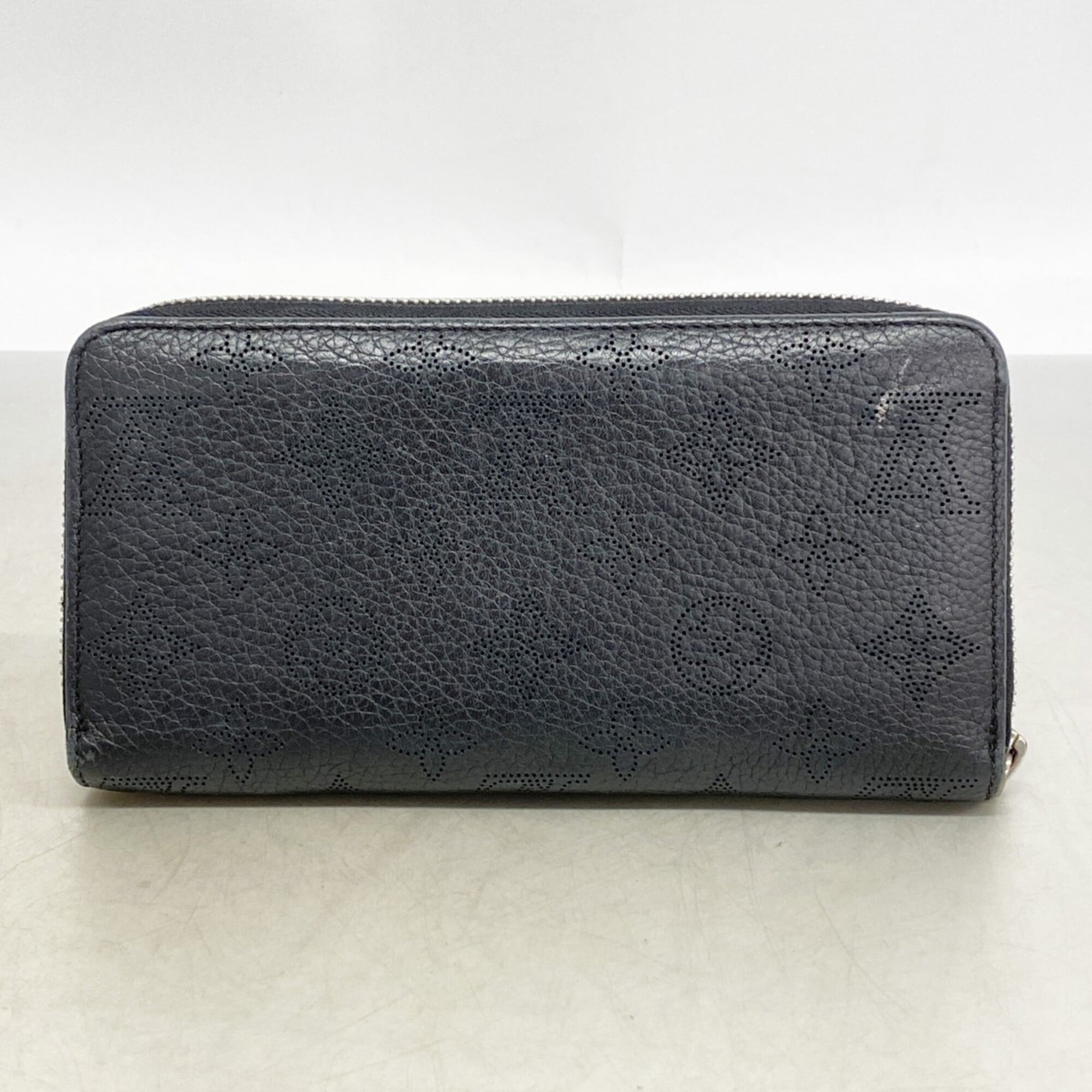 Louis Vuitton Noir Long Wallet (Bi-Fold) (Pre-Owned)