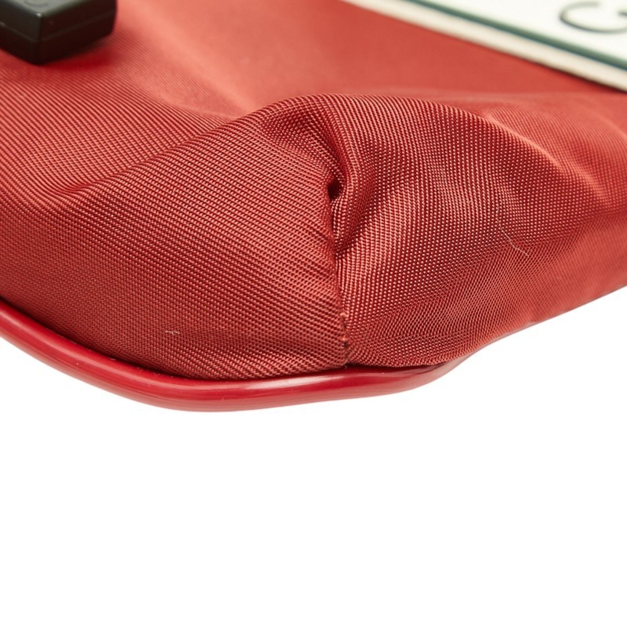 Gucci Green Red Color Nylon Shoulder Bag Sling Bag (Pre-Owned)