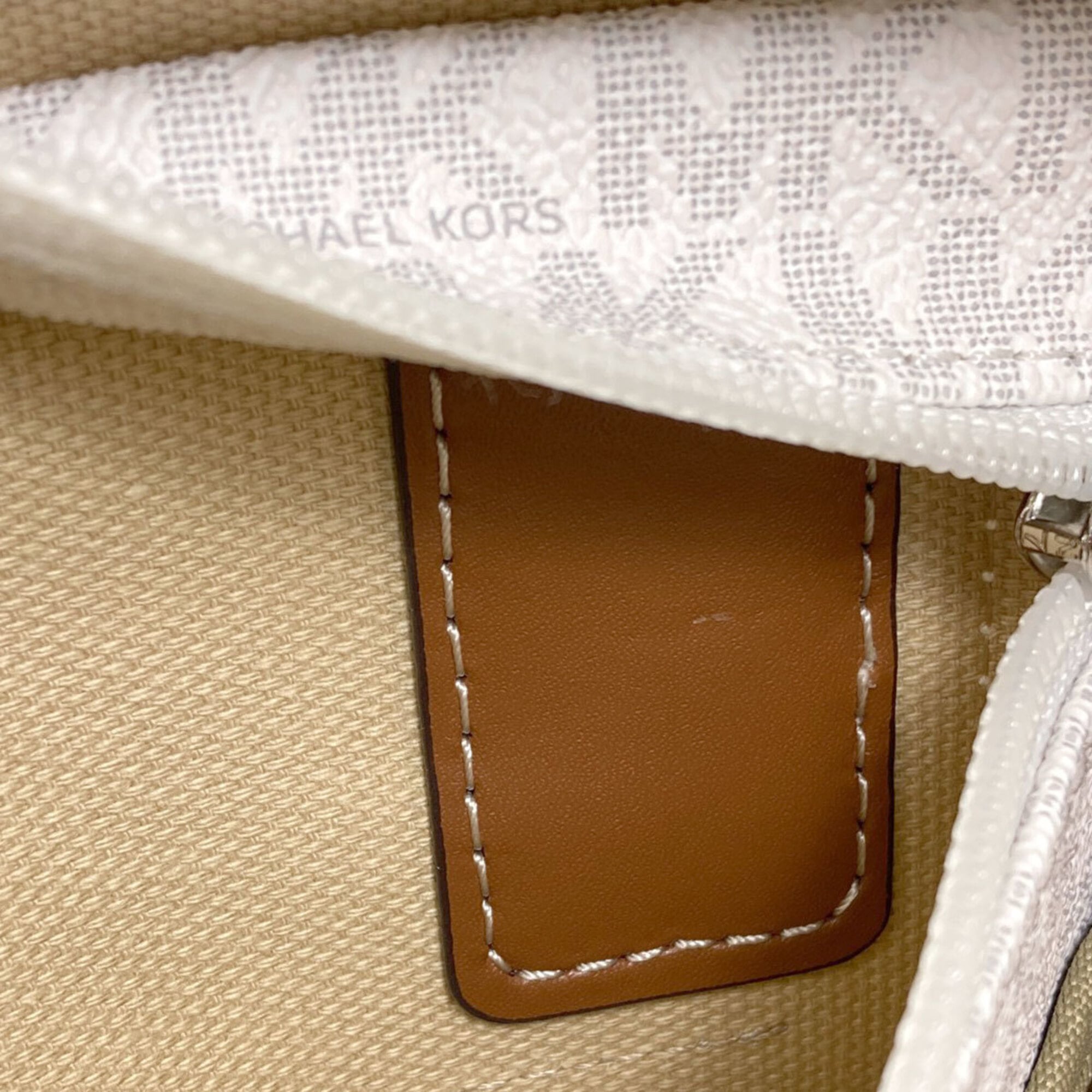 Michael Kors White Pvc Tote Bag (Pre-Owned)