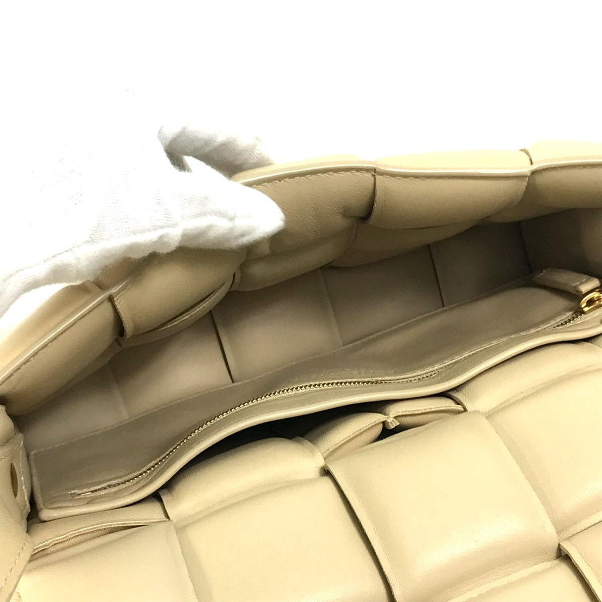 Bottega Veneta Beige Leather Shoulder Bag (Pre-Owned)