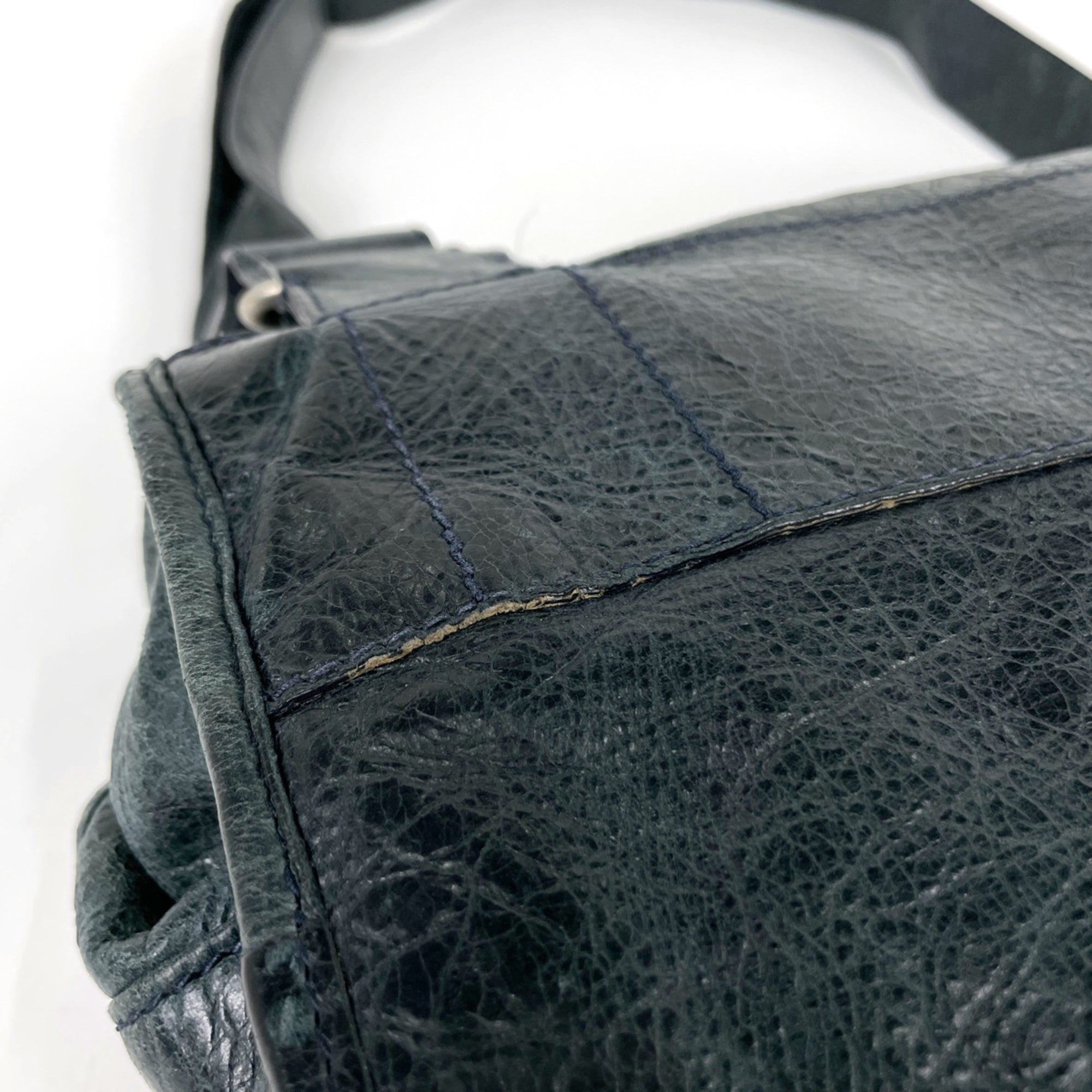 Balenciaga Navy Leather Shoulder Bag (Pre-Owned)
