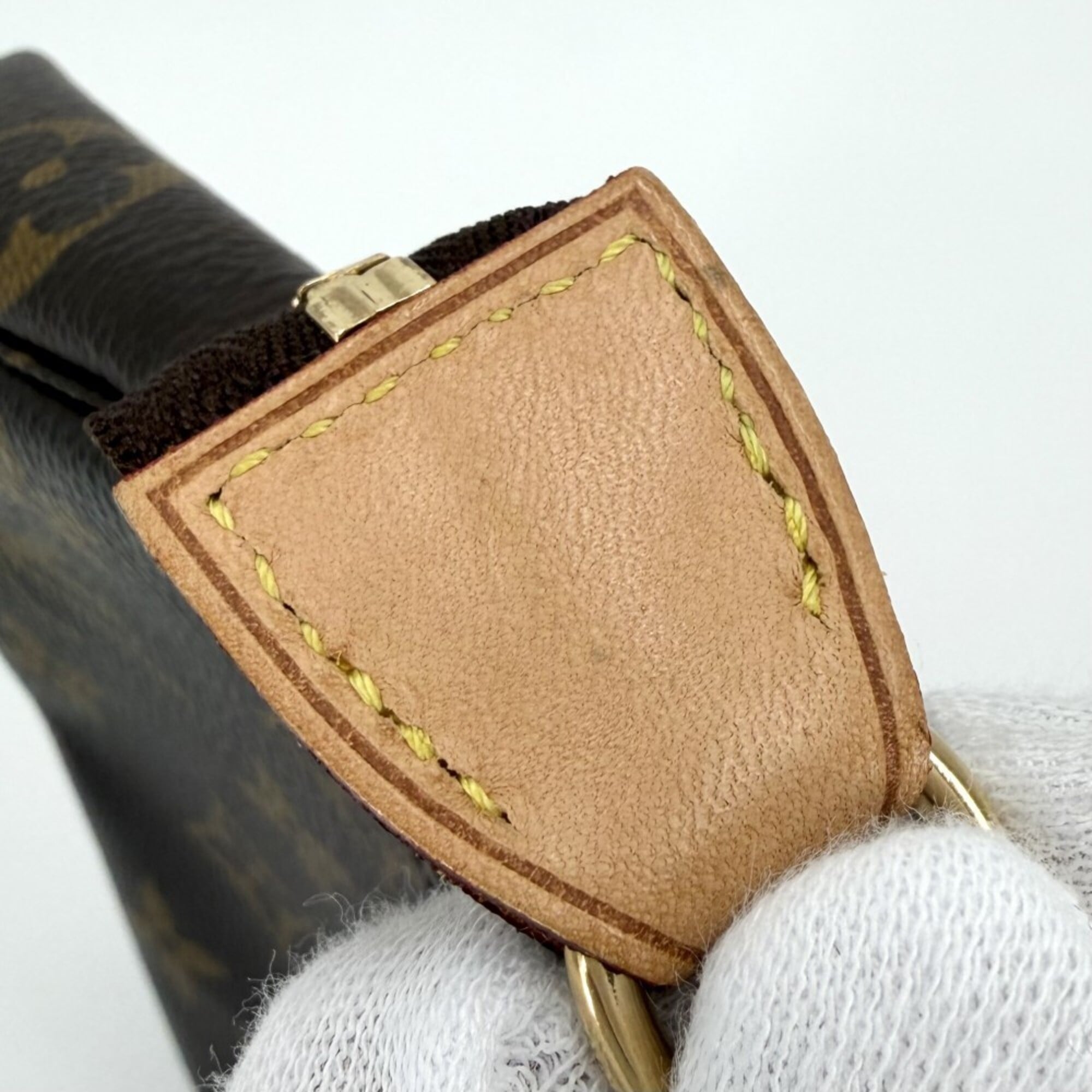 Louis Vuitton Brown Monogram Handbag Pochette Pouch (Pre-Owned)