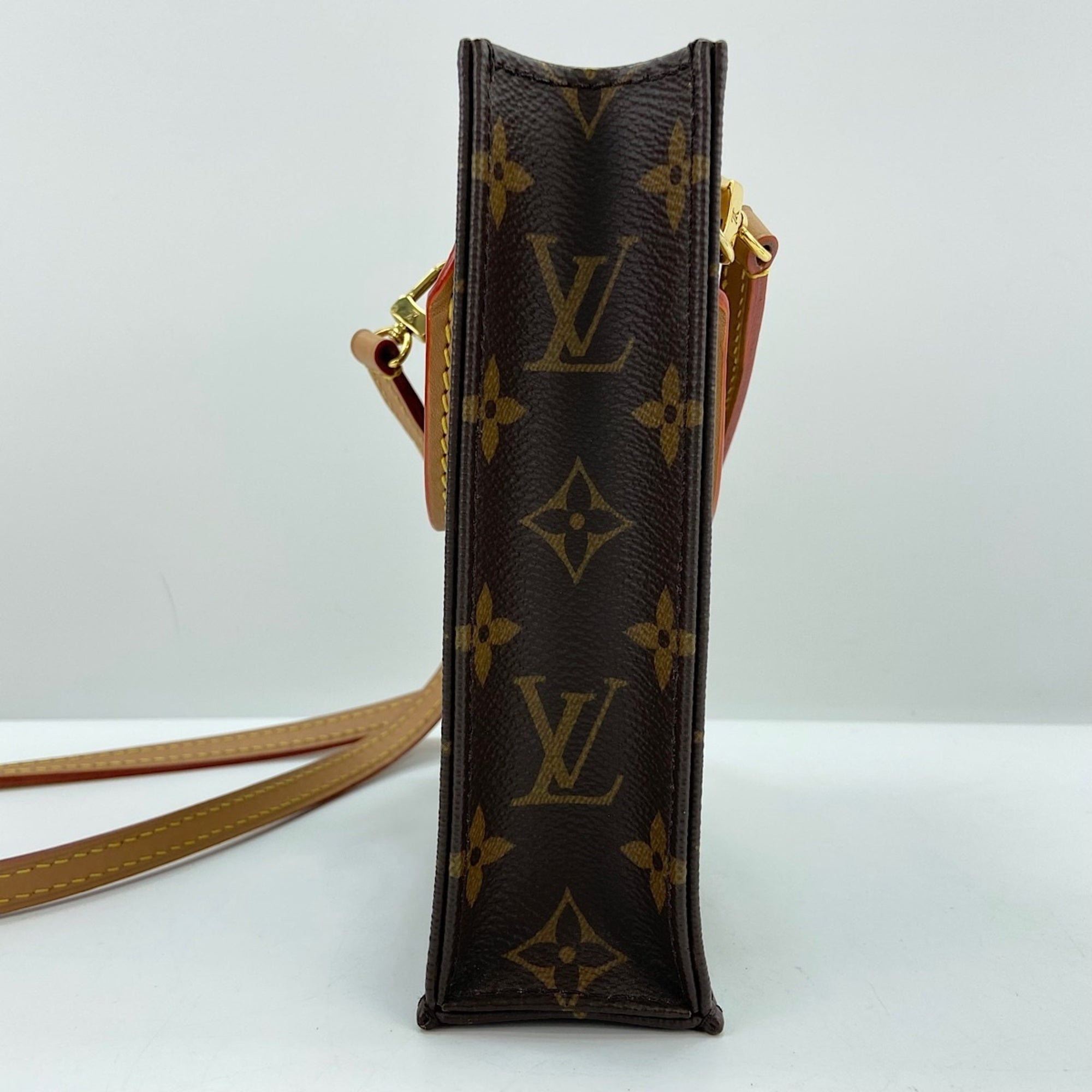 Louis Vuitton Brown Handbag (Pre-Owned)