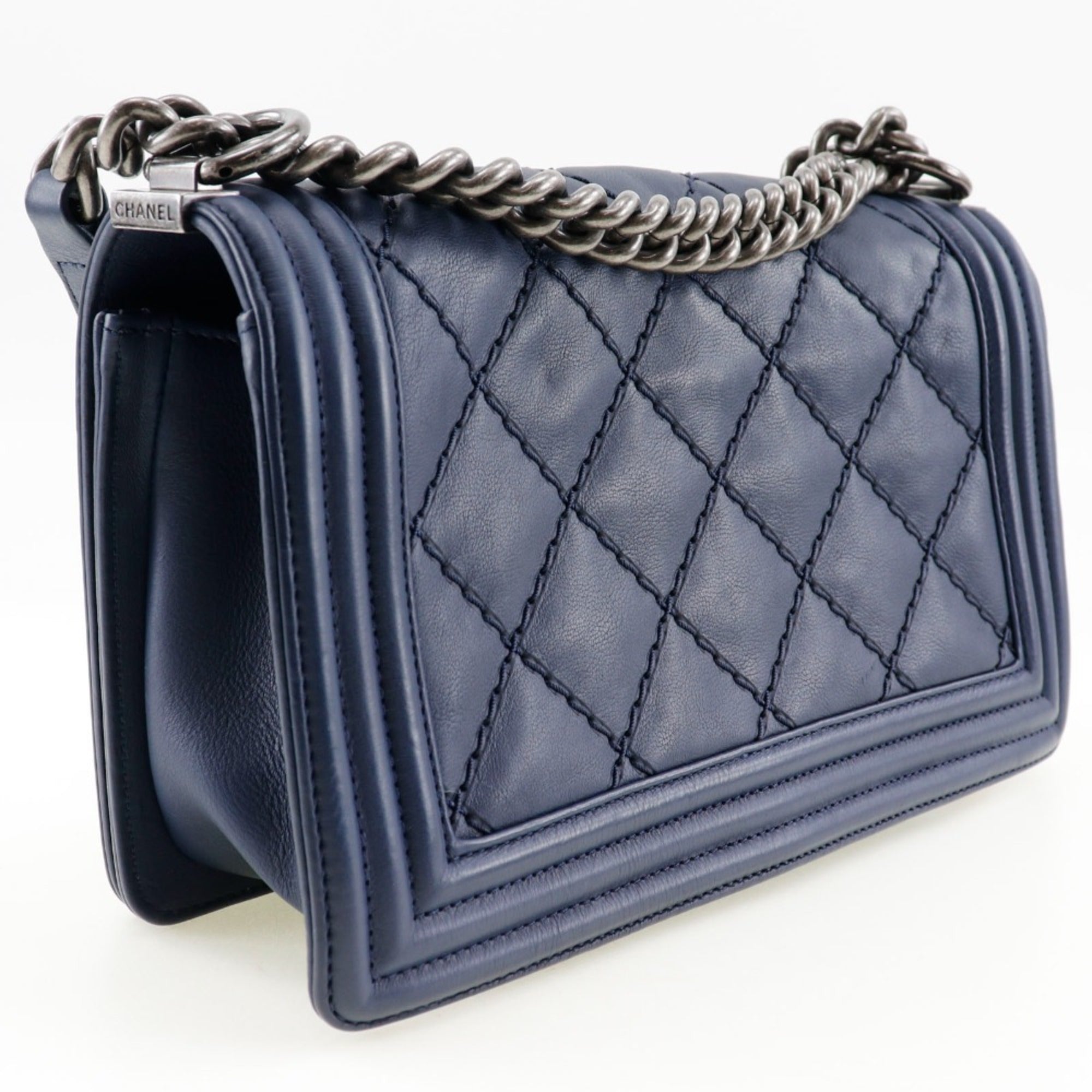 Chanel Navy Leather Shoulder Bag (Pre-Owned)