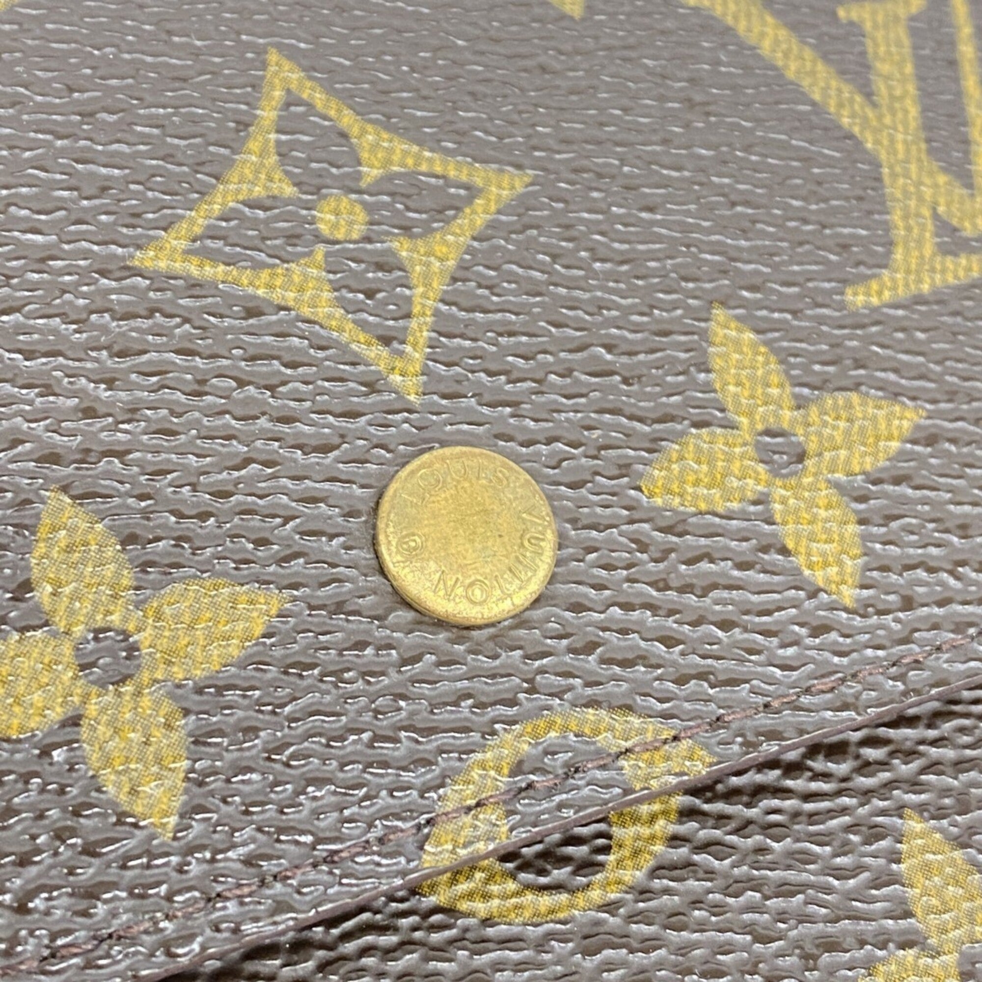 Louis Vuitton Brown Long Wallet (Tri-Fold) (Pre-Owned)