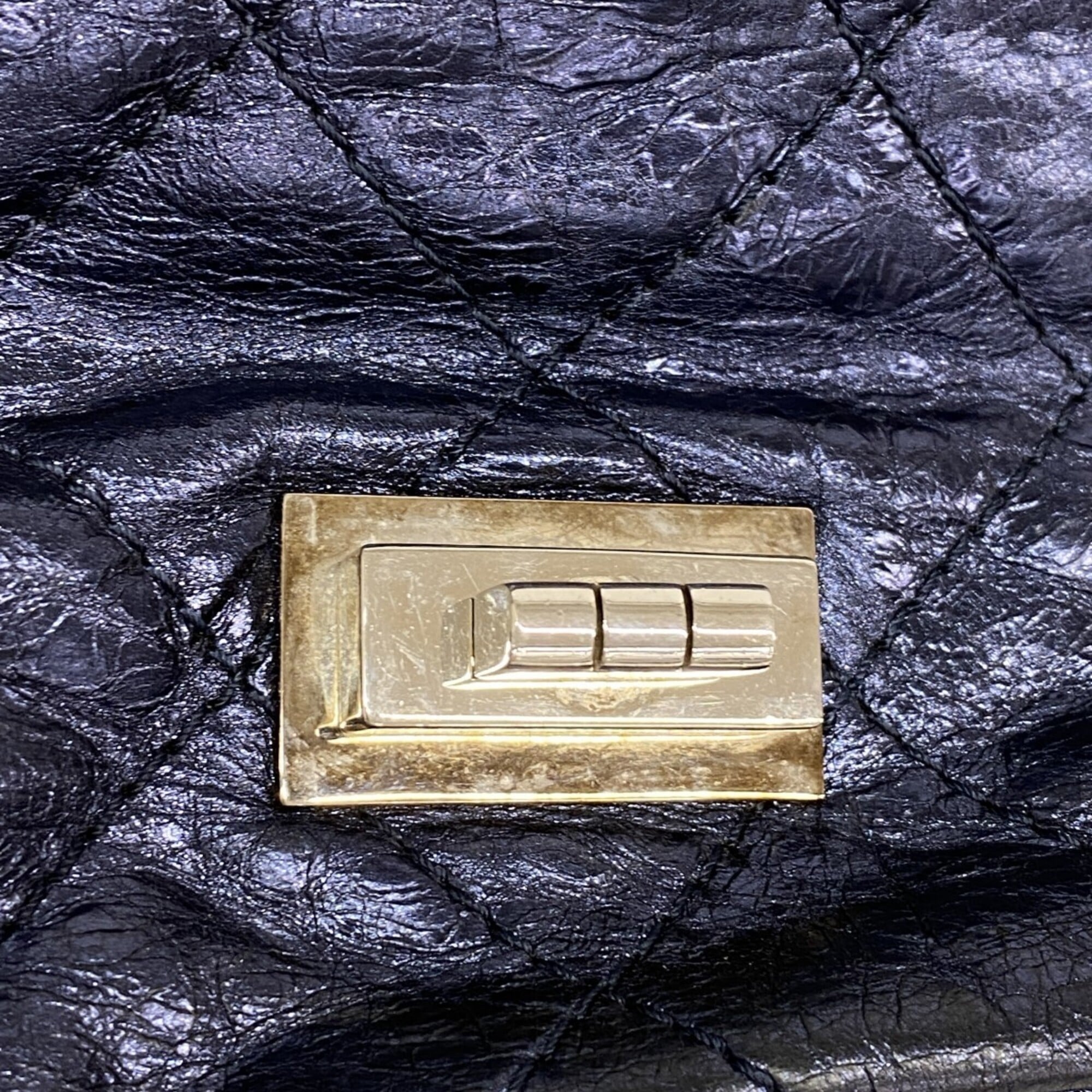 Chanel Metallic Navy Leather Shoulder Bag (Pre-Owned)