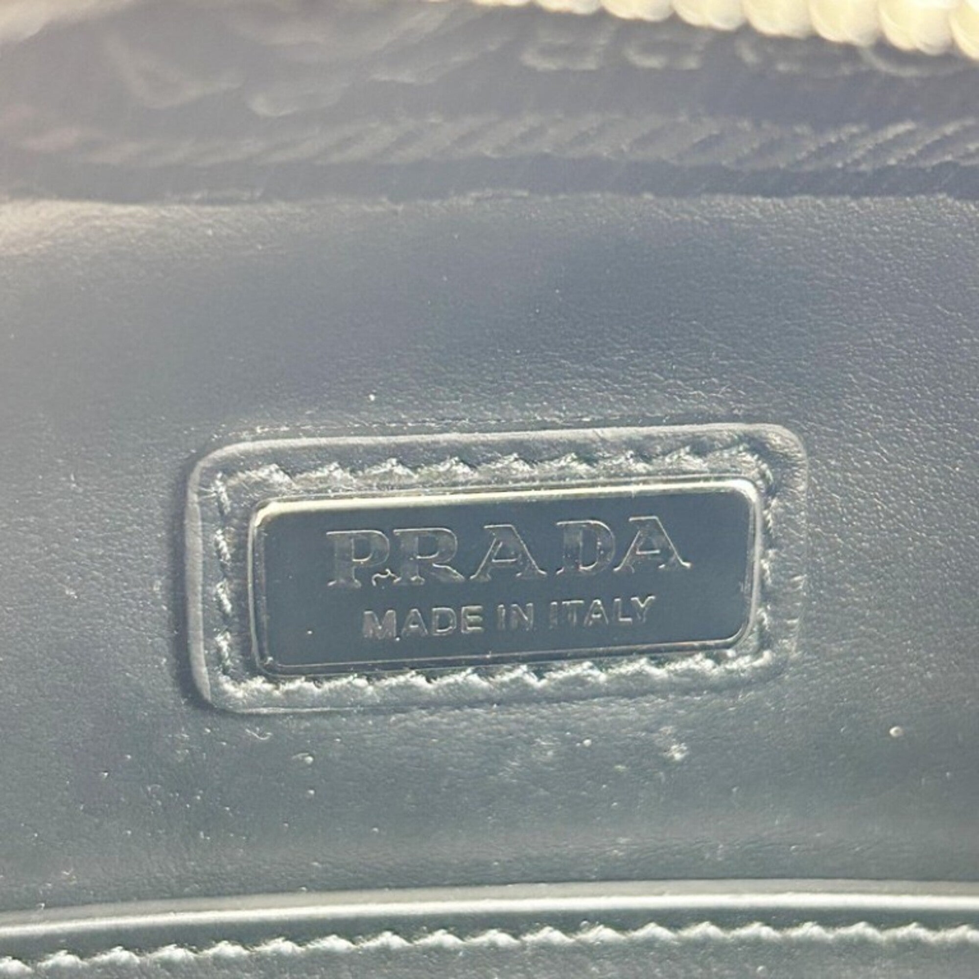 Prada Saffiano Black Saffiano Shoulder Bag (Pre-Owned)