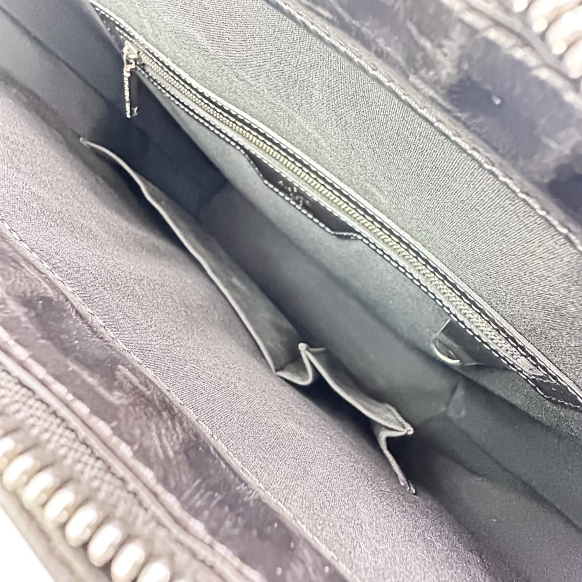 Louis Vuitton Monogram Mat Metallic Gray Monogram Mat Tote Bag (Pre-Owned)
